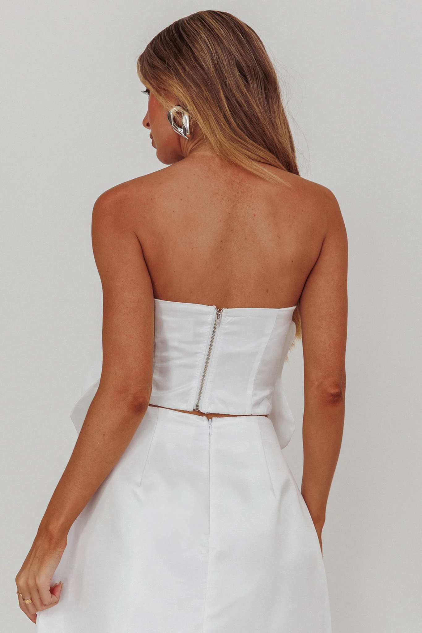 Count Down Rose Feature Strapless Top White - Seraphlike