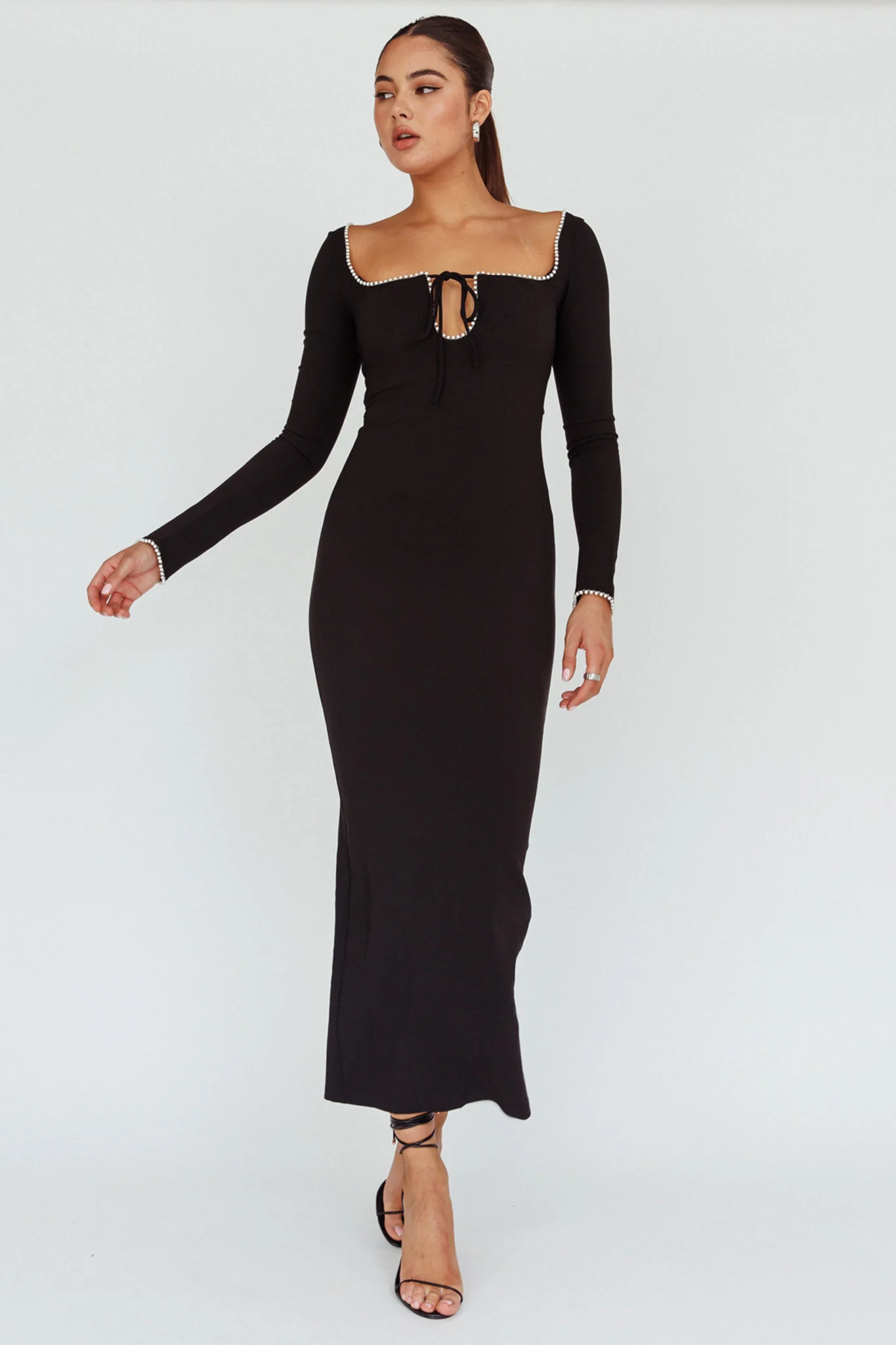 Samantha Pearl Detailing Midi Dress Black - Seraphlike