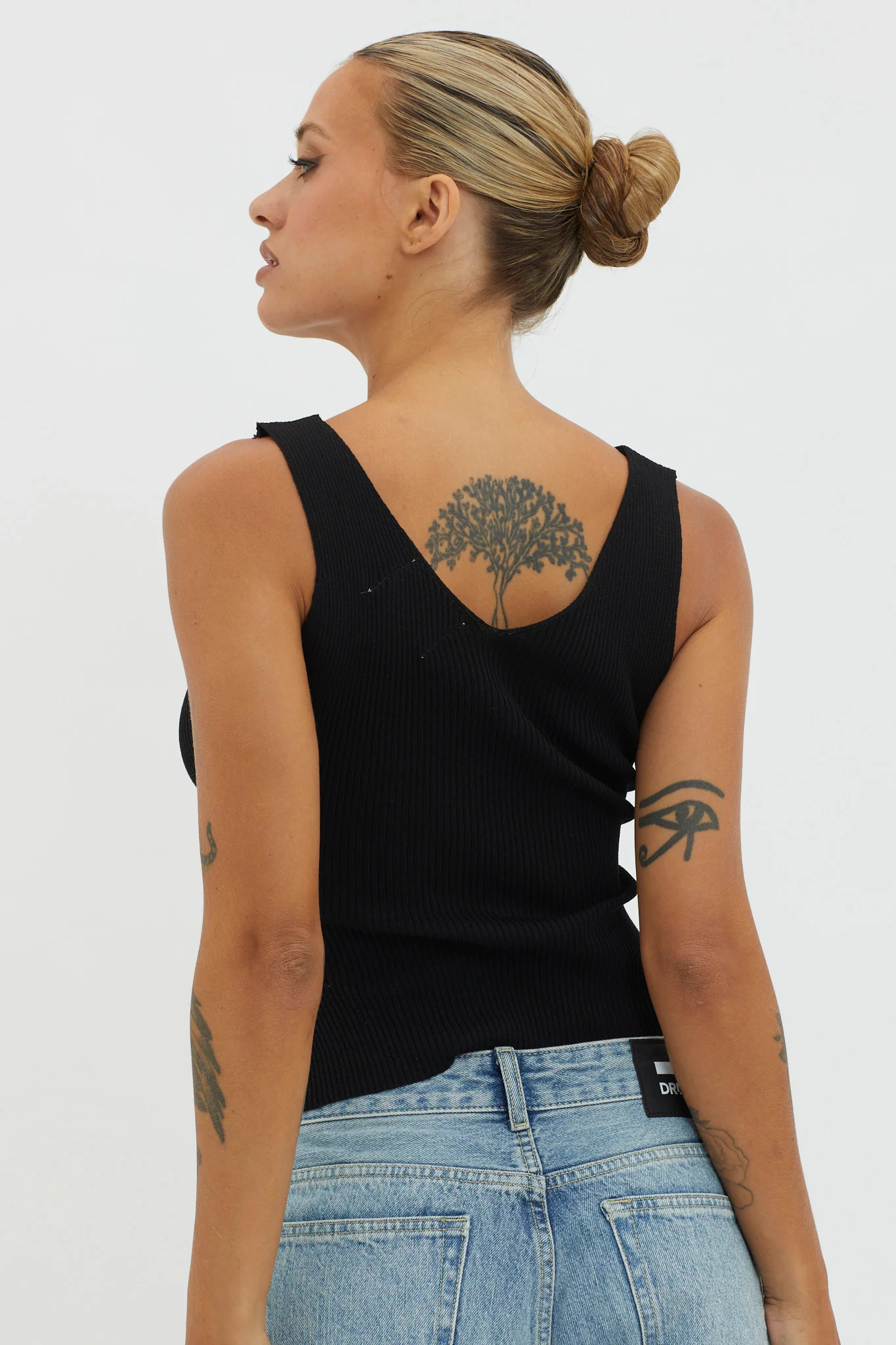 Off-Duty V-Neck Ribbed Knit Top Black - Seraphlike