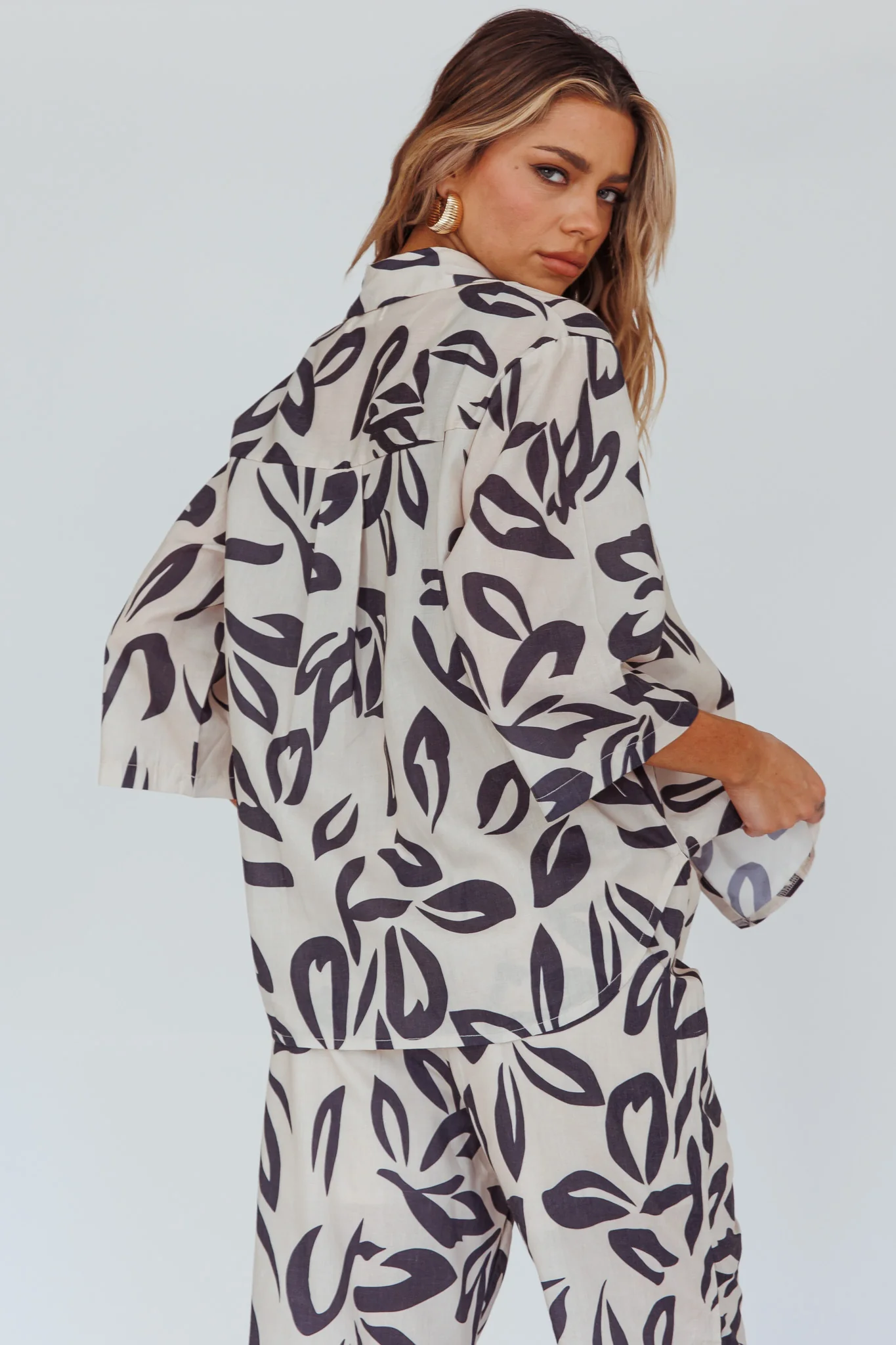 Just A Hunch Button Shirt Leaf Print Beige - Seraphlike