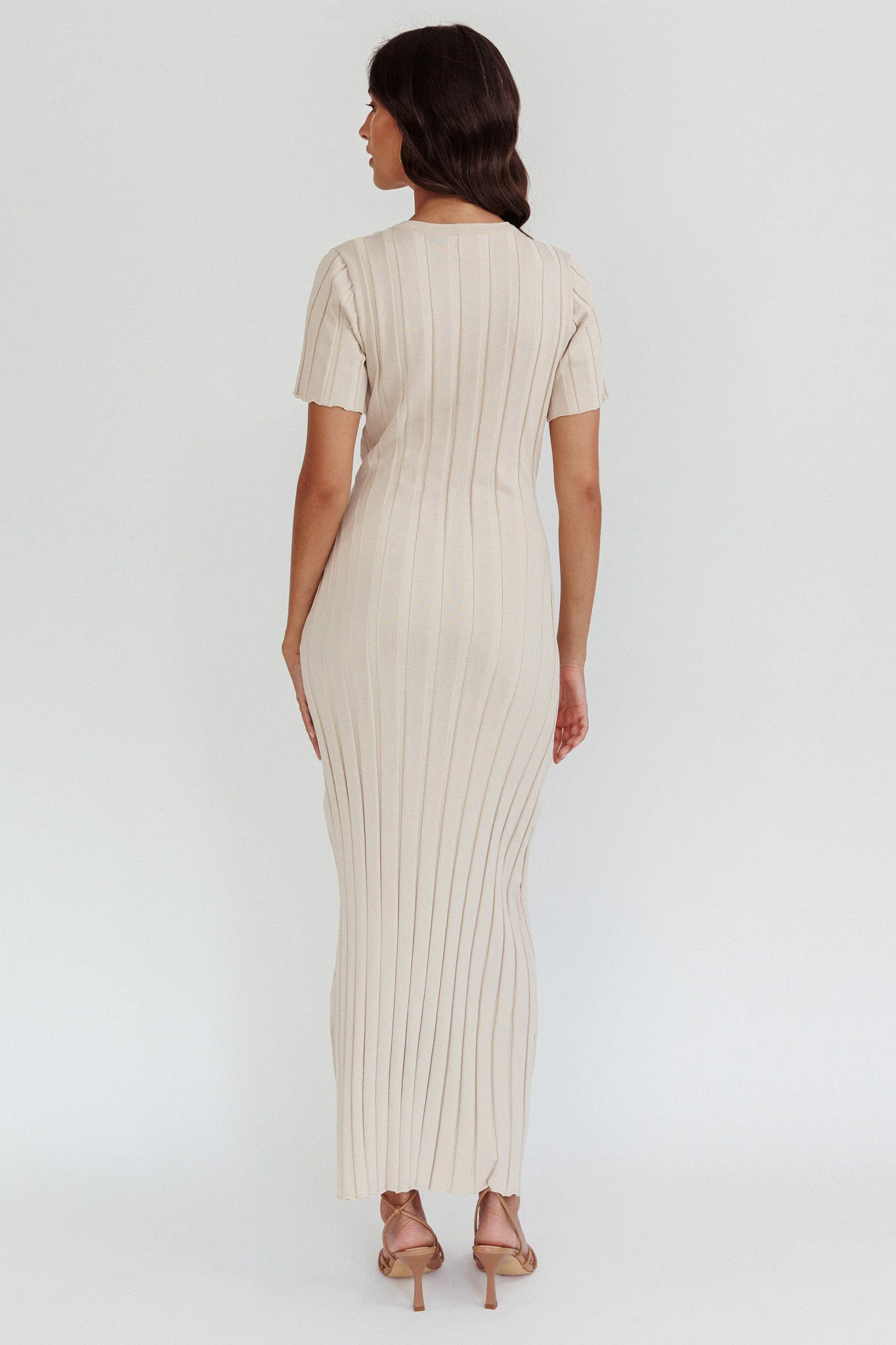 Shaylee Short Sleeve Knit Maxi Dress Sand - Seraphlike