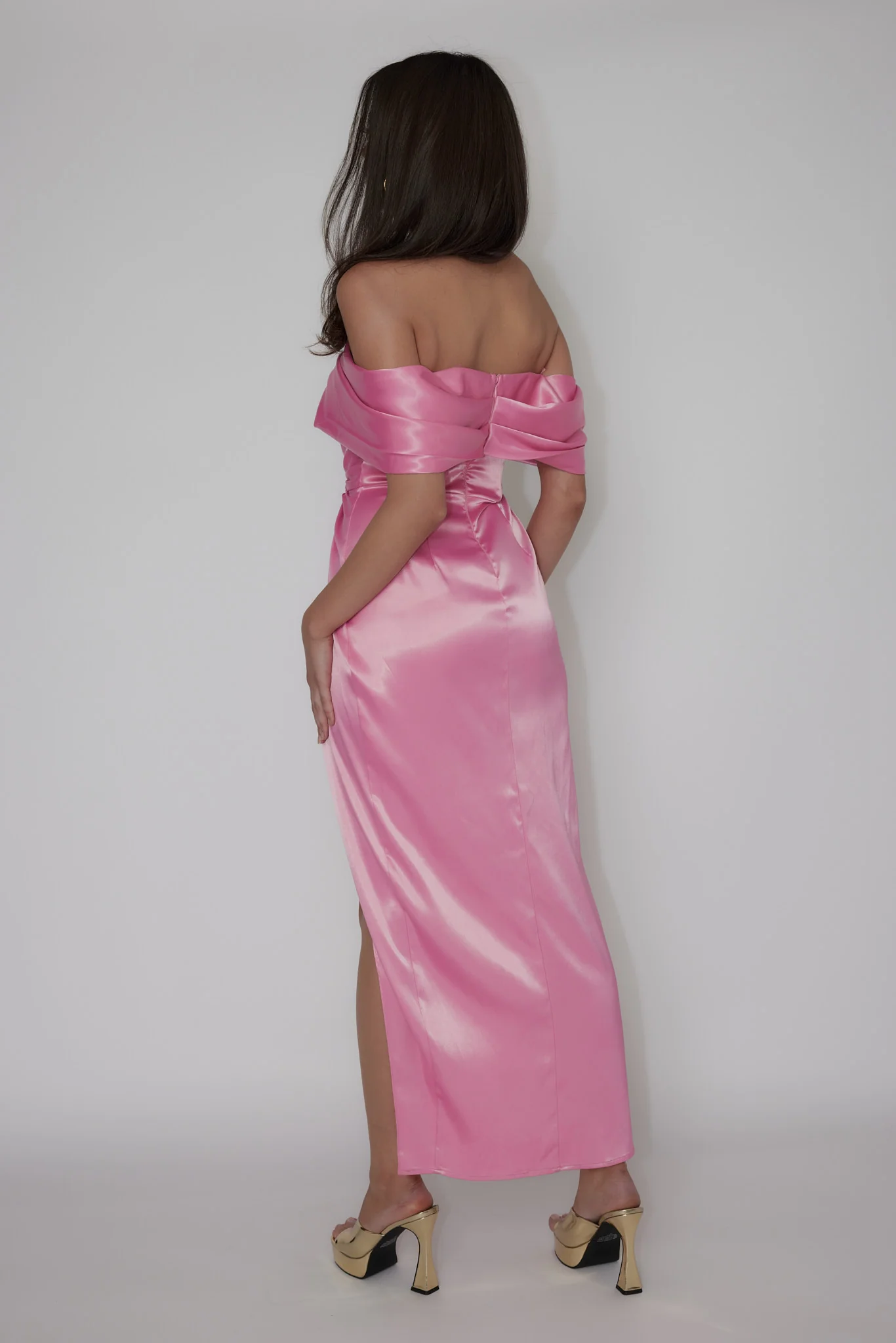 Amaryllis Off-Shoulder Twist Maxi Dress Pink - Seraphlike