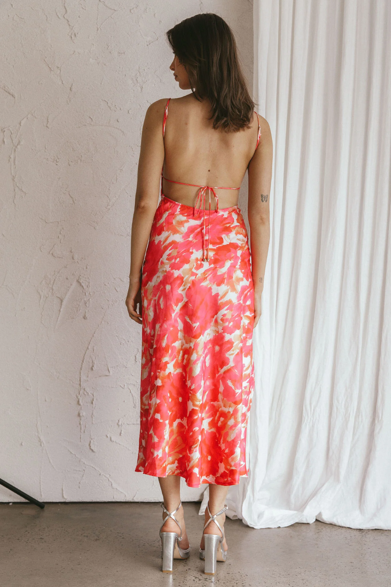 Dolce Life Low Back Midi Dress Floral Pink - Seraphlike