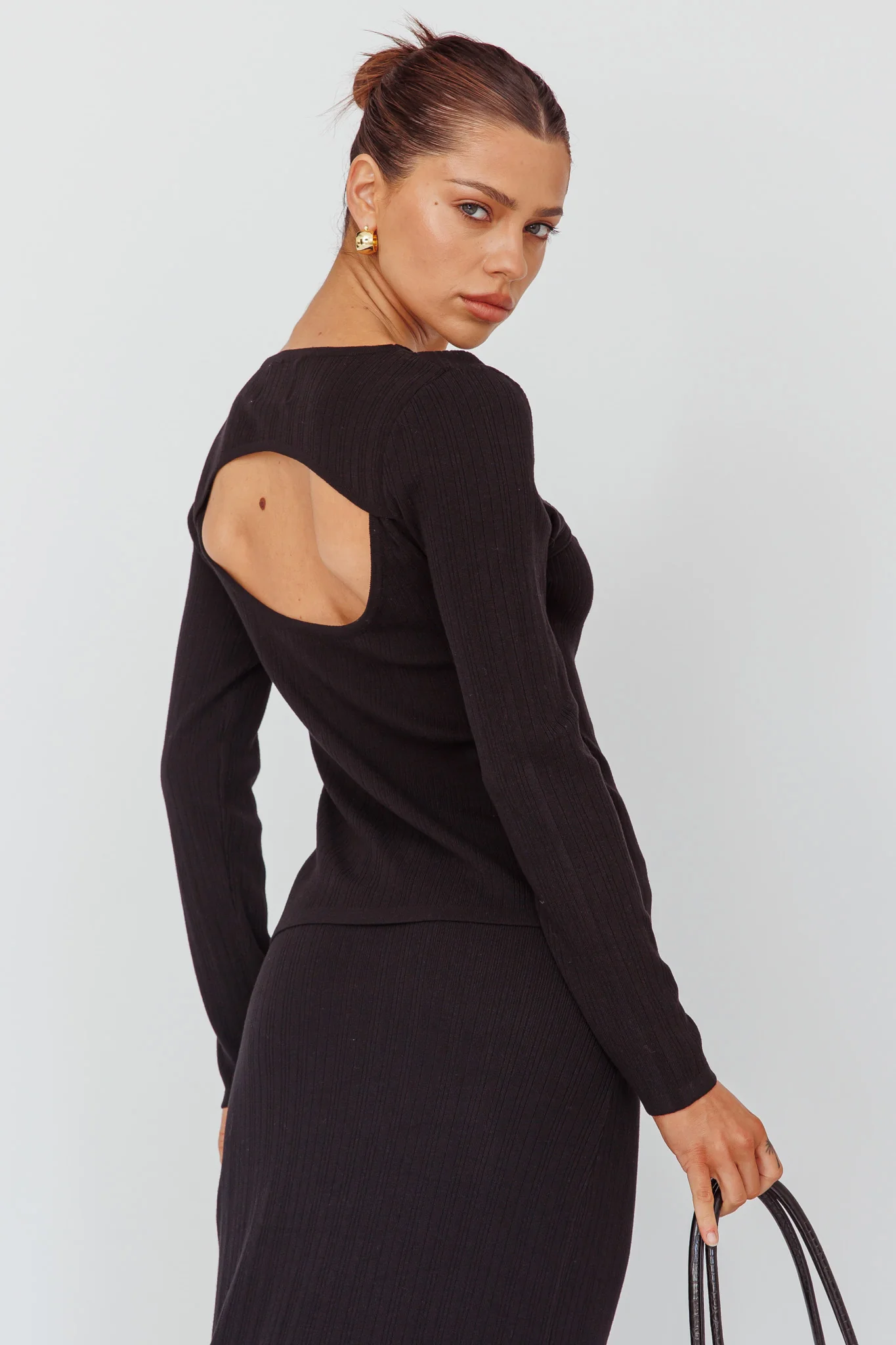 Rossana Twist Neck Keyhole Top Black - Seraphlike
