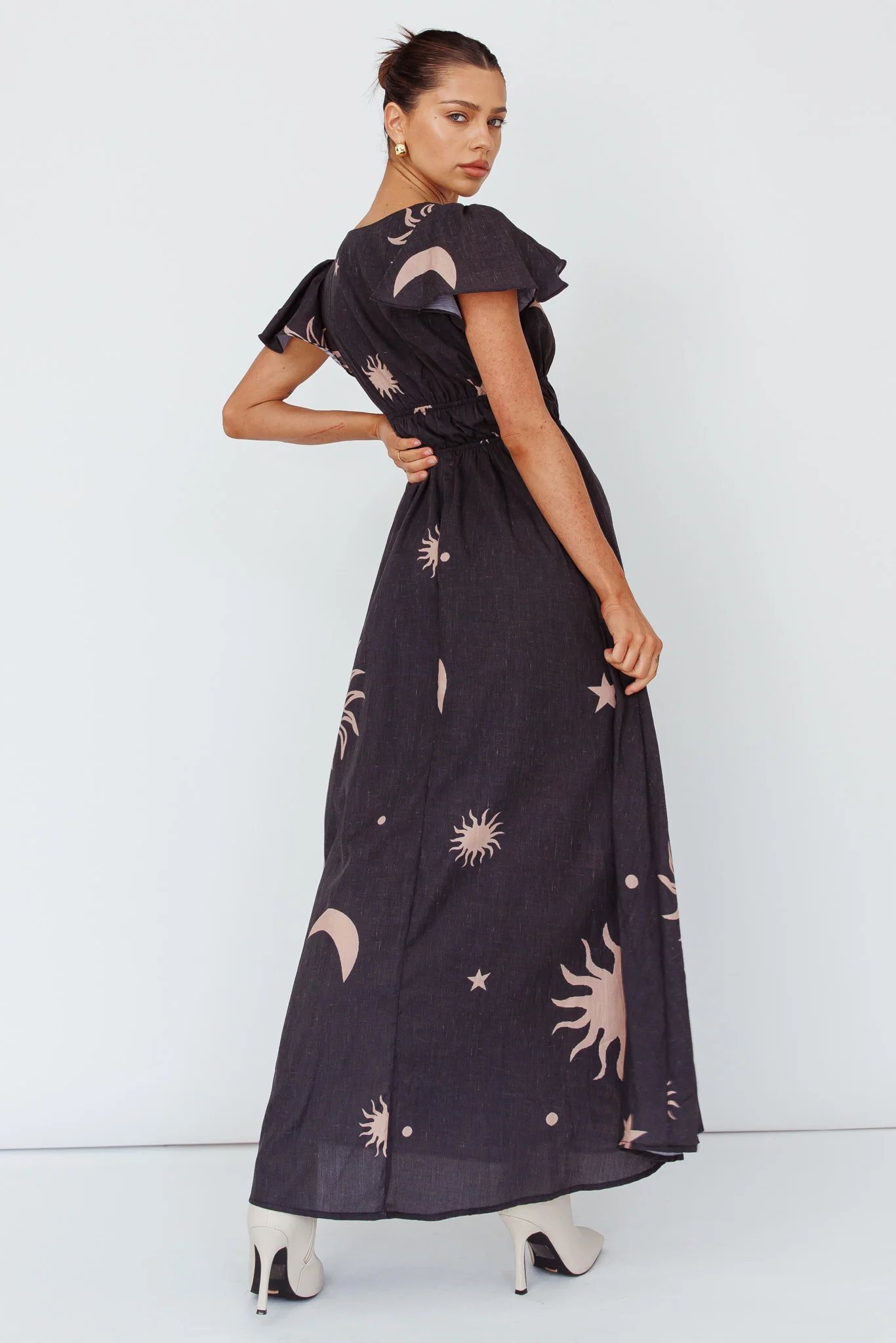 Carnivale Angel Sleeve Maxi Dress Black/Beige - Seraphlike
