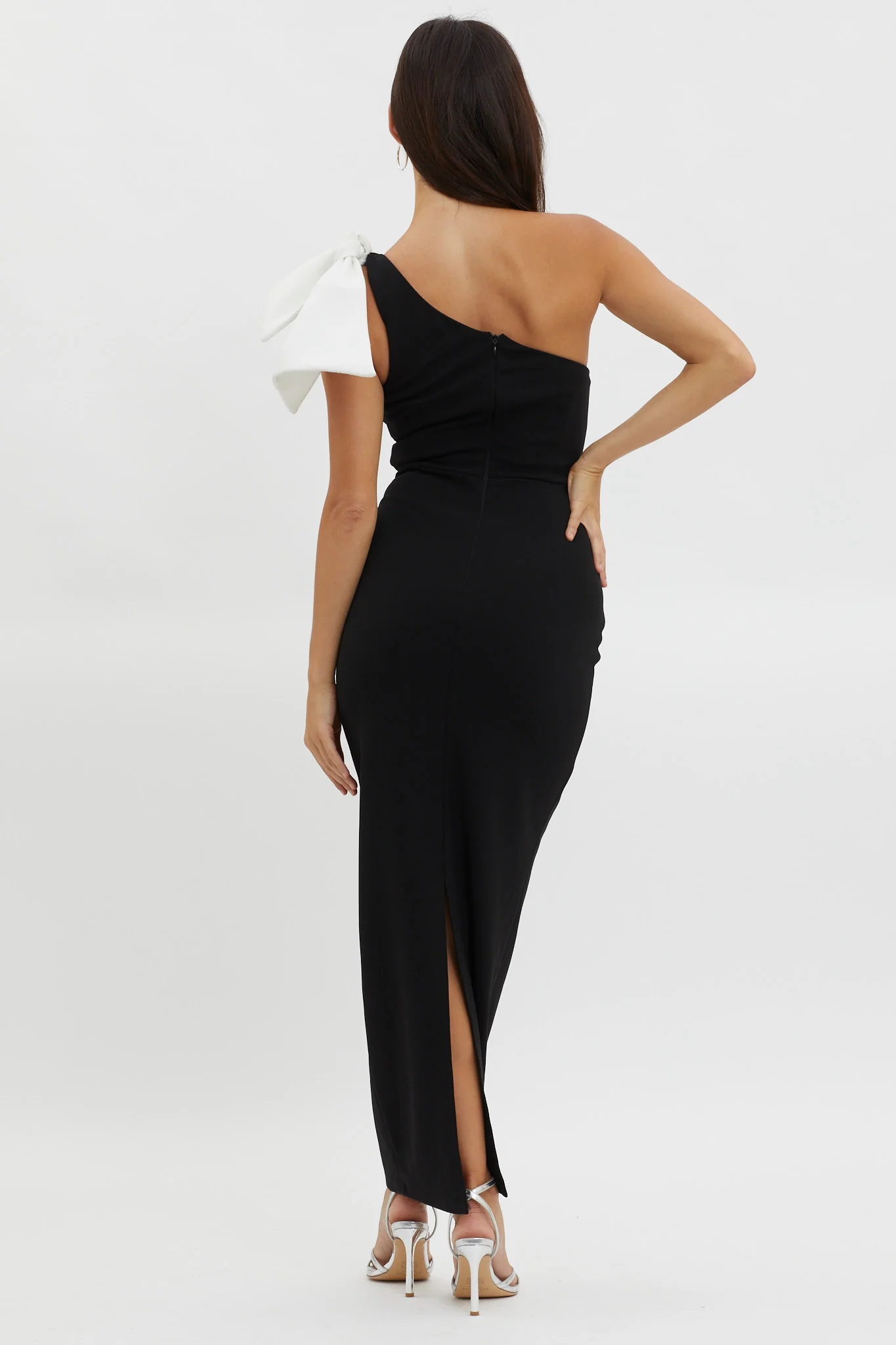 Tiffany One-Shoulder Bow Maxi Dress Black - Seraphlike
