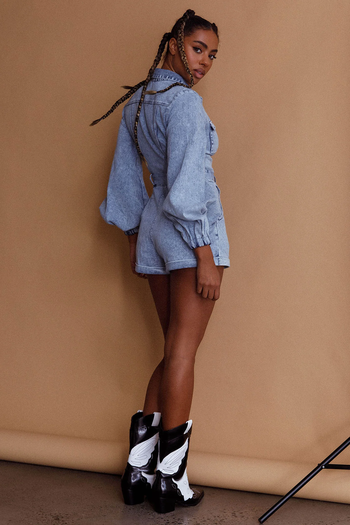 California Girl Lantern Sleeve Waist Tie Romper Blue - Seraphlike