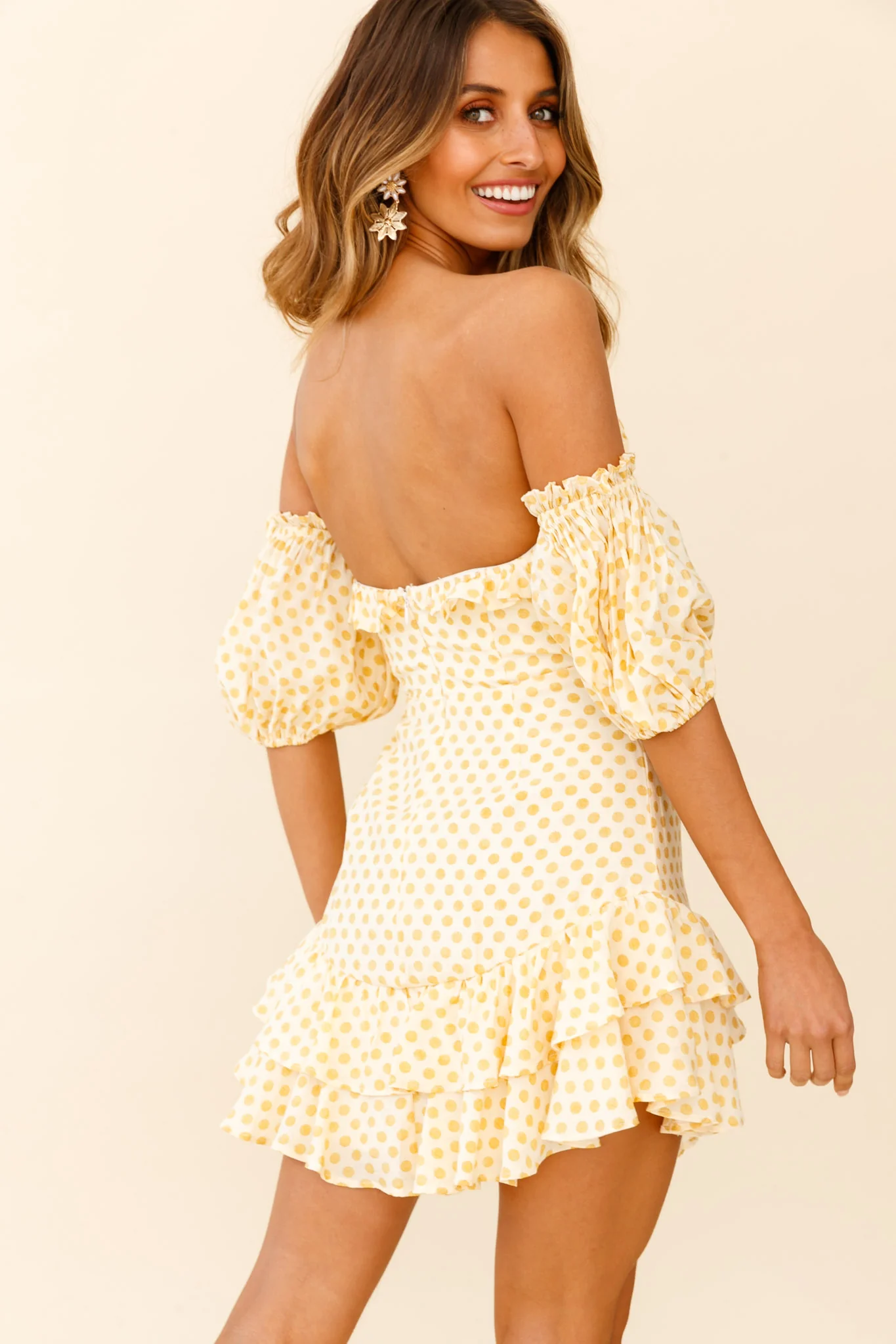 Homecoming Queen Sweetheart Neckline Puff Sleeve Dress Polka Dot Yellow - Seraphlike