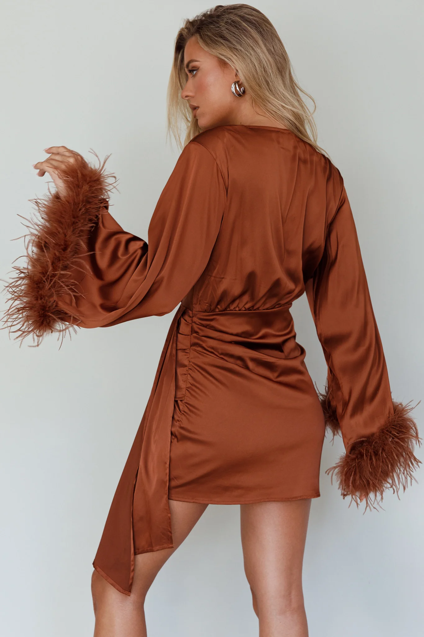 Screen Queen Feather Cuff Mini Dress Ginger - Seraphlike