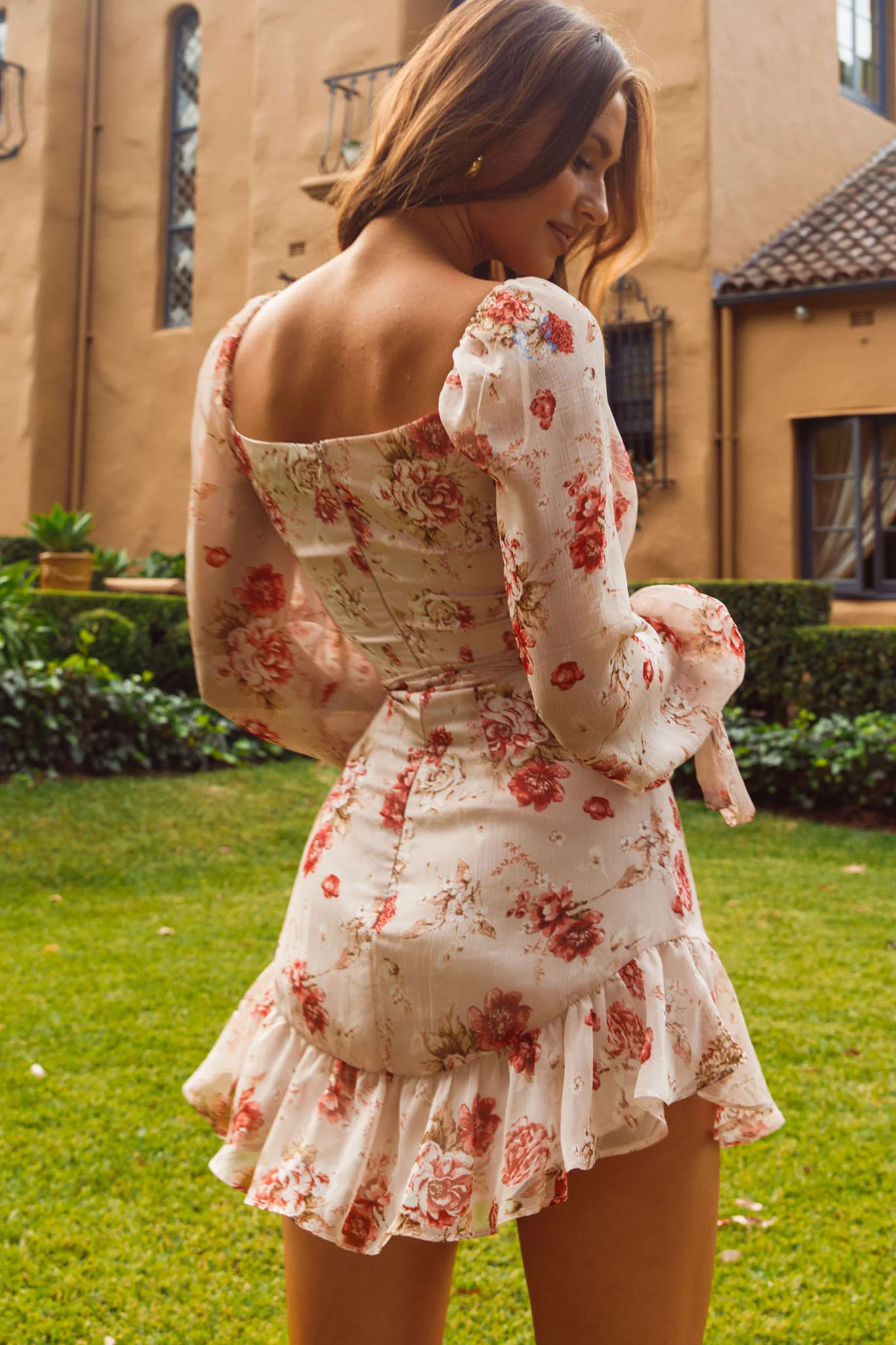 Make Memories Balloon Sleeve Molded Bust Dress Vintage Floral Beige - Seraphlike