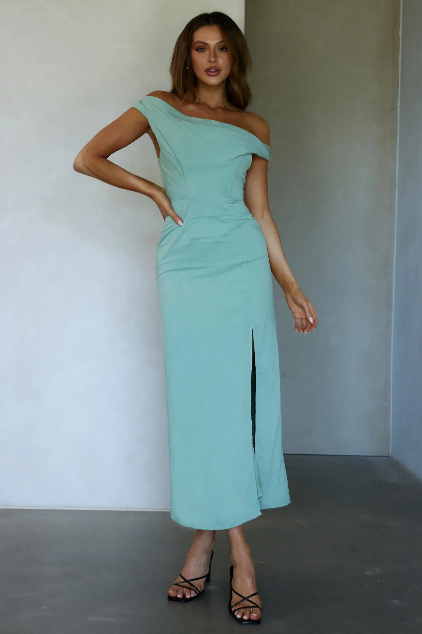 Miriam On-Off Shoulder Midi Dress Pistachio - Seraphlike