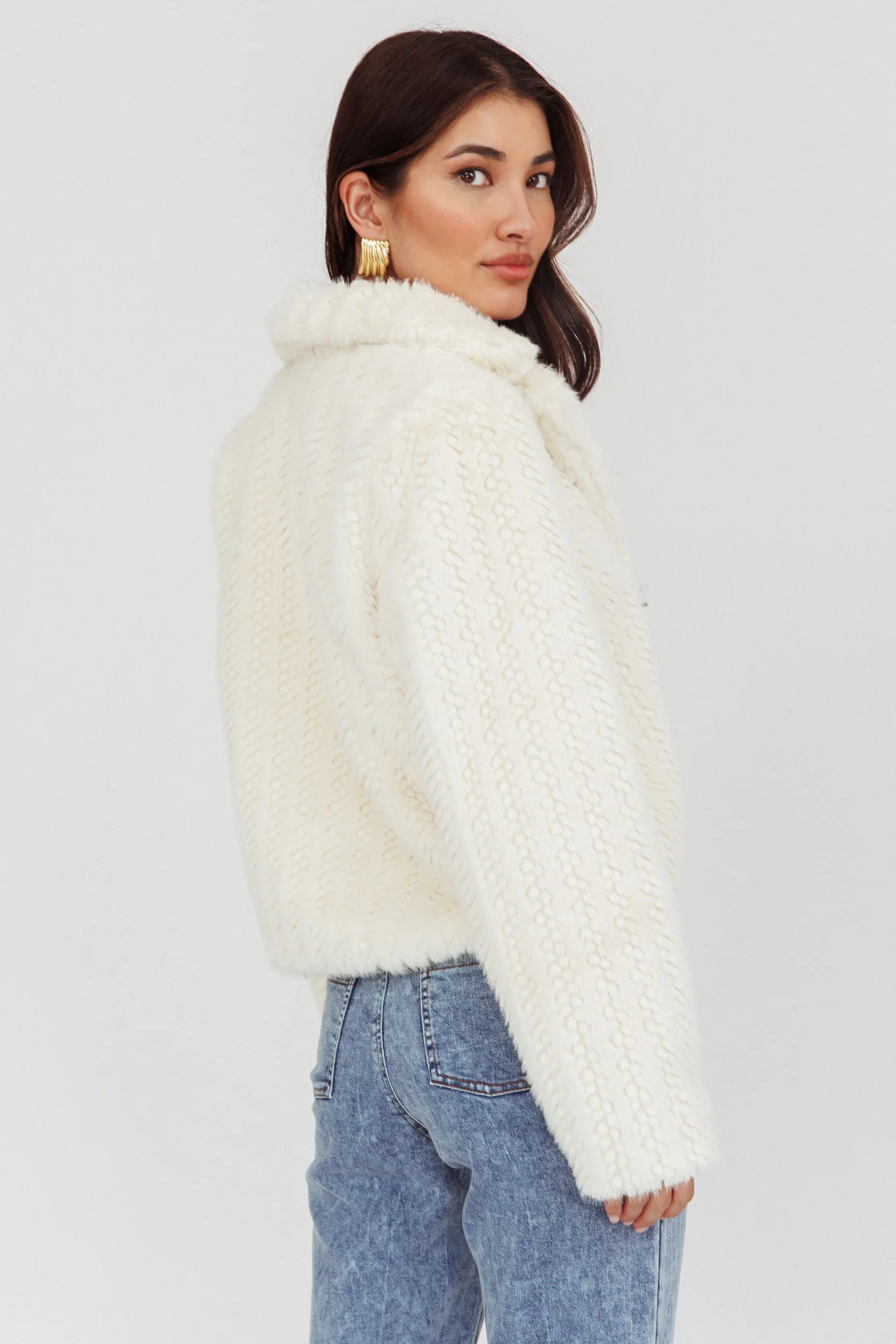 Savelle Notch Lapel Faux Fur Jacket Cream - Seraphlike