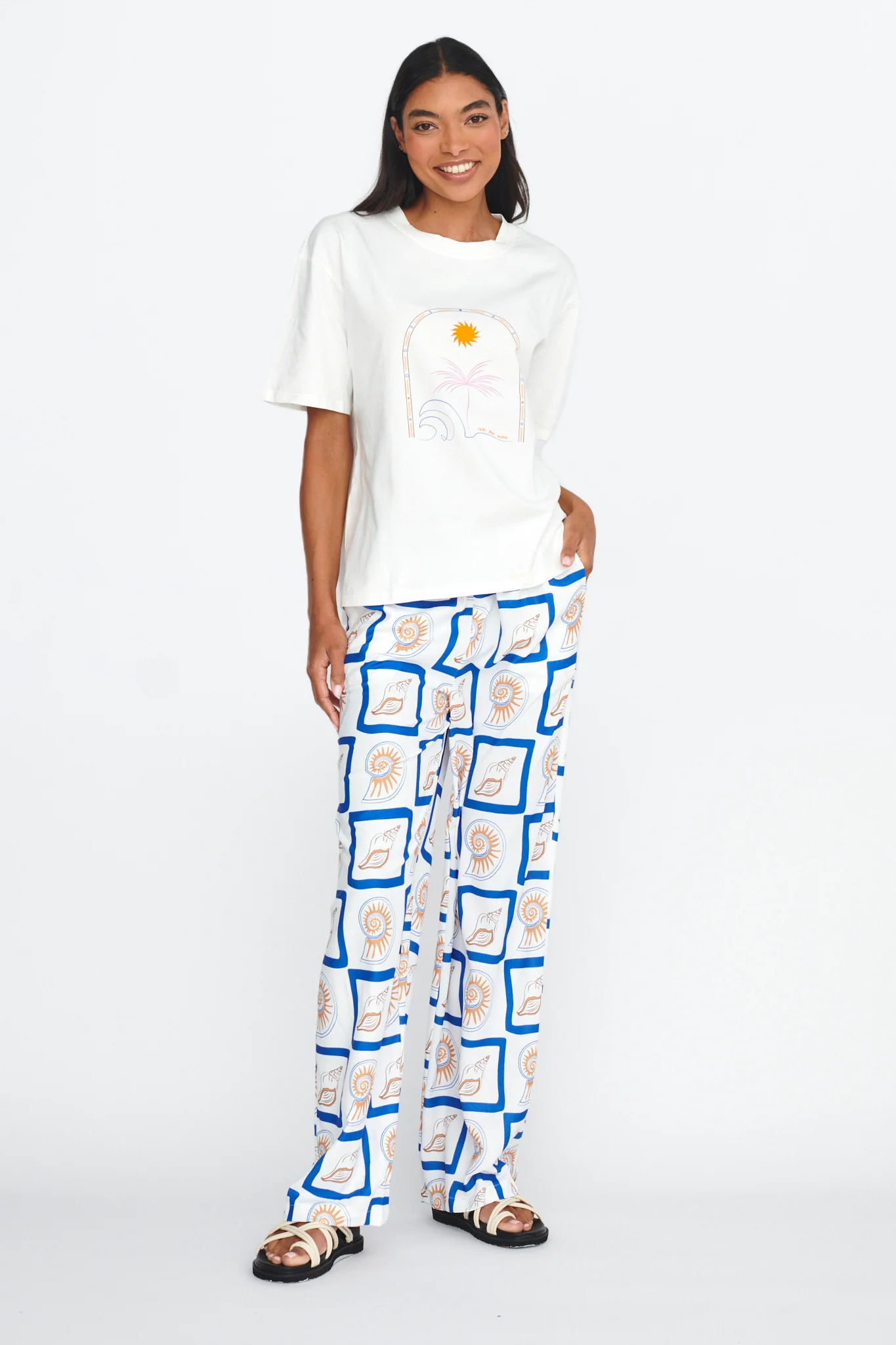 LOST IN LUNAR Ride The Wave Tee White - Seraphlike