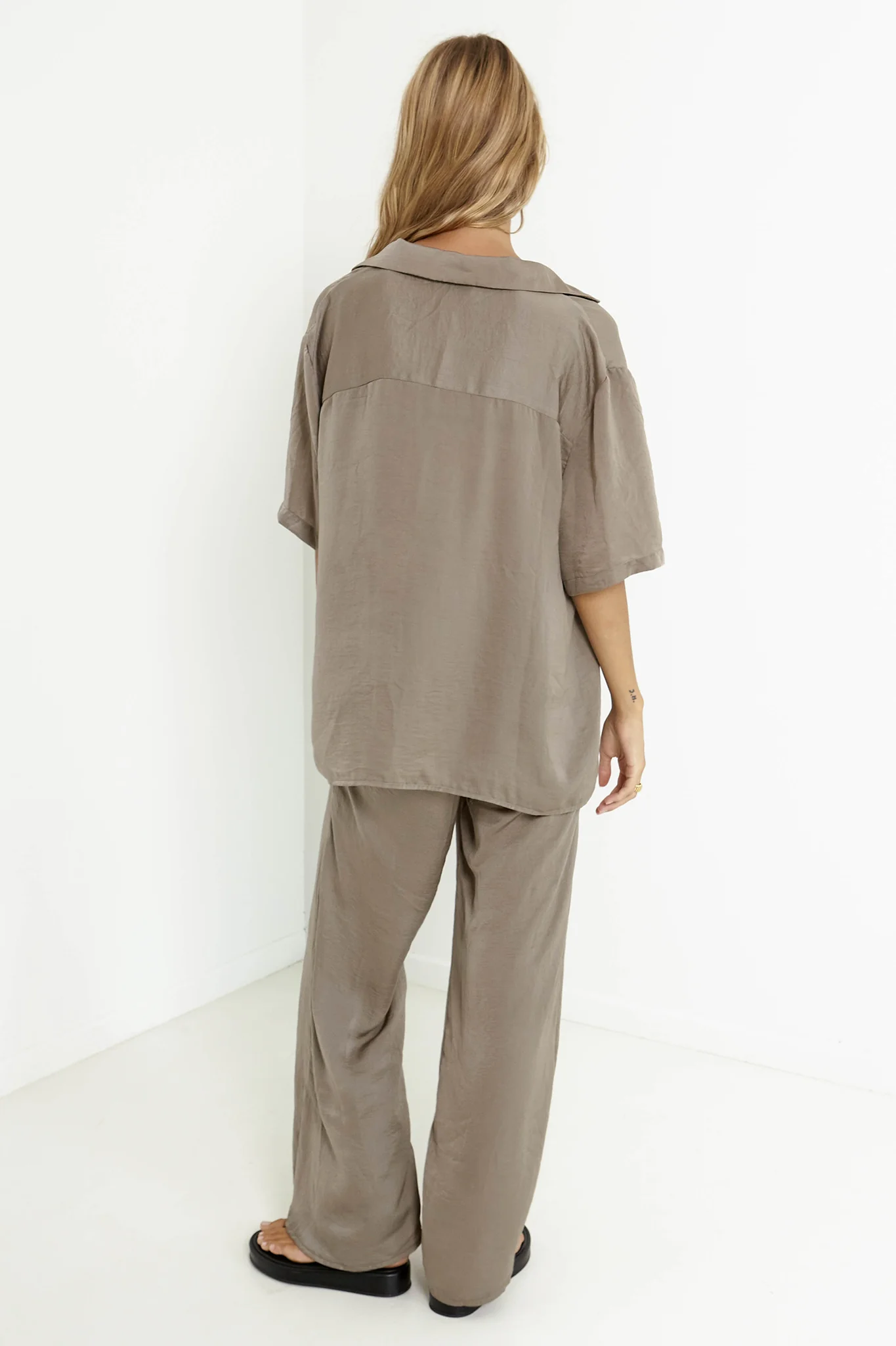 SNDYS Hallie Pant Olive - Seraphlike