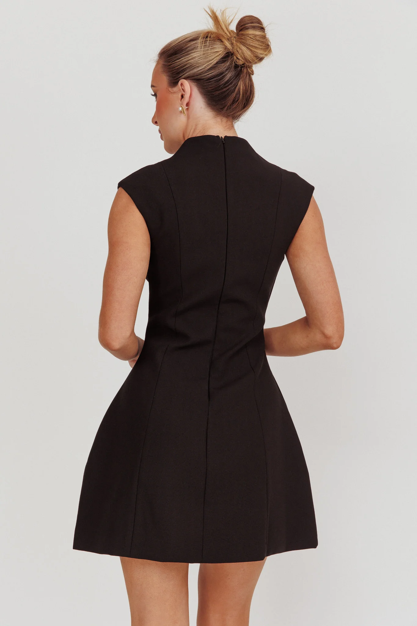 Heavenly Bodies Sleeveless Deep Neckline Mini Dress Black - Seraphlike