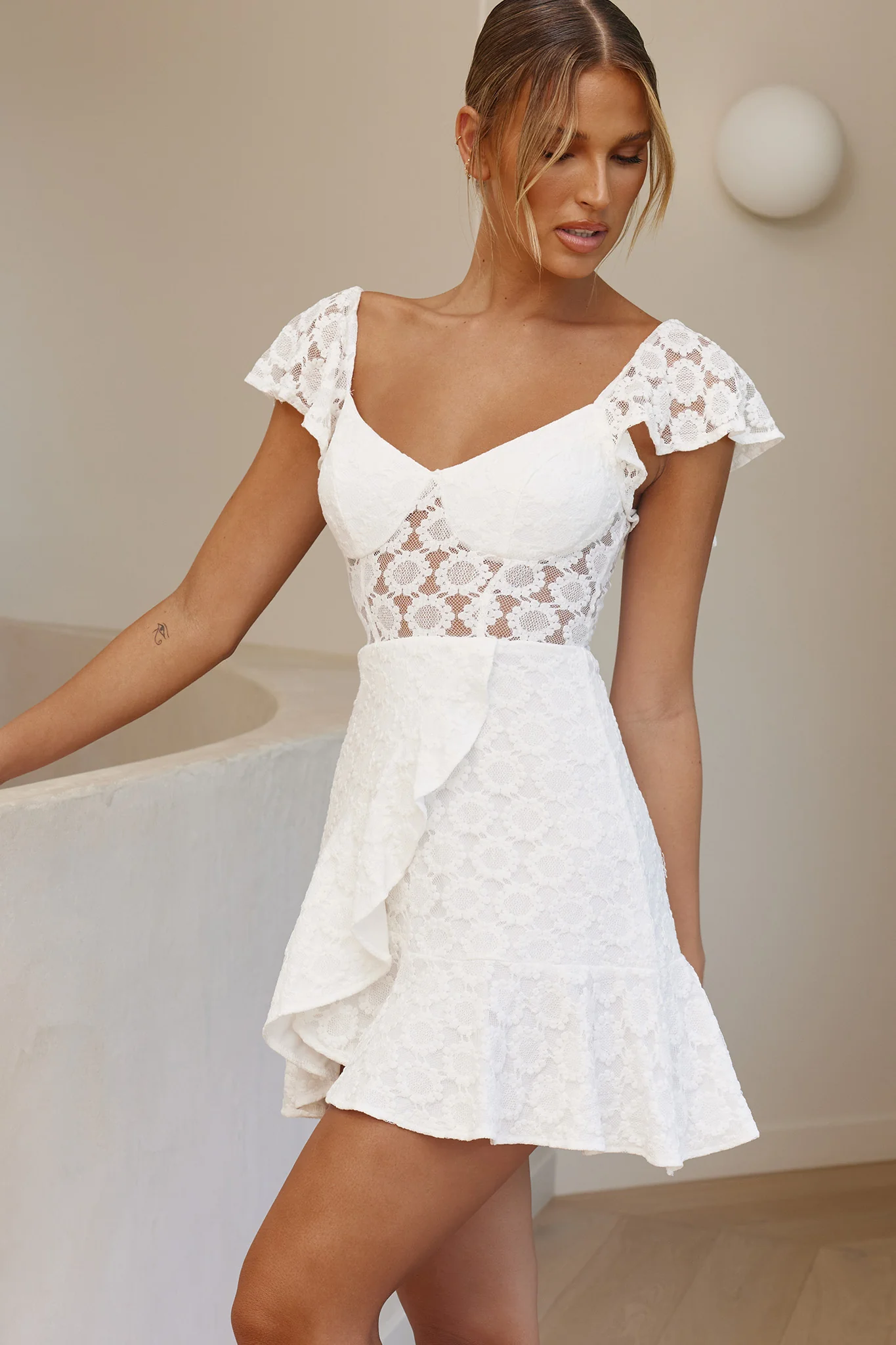 Secret Crush Flutter Sleeve Floral Lace Ruffle Hem Dress White - Seraphlike
