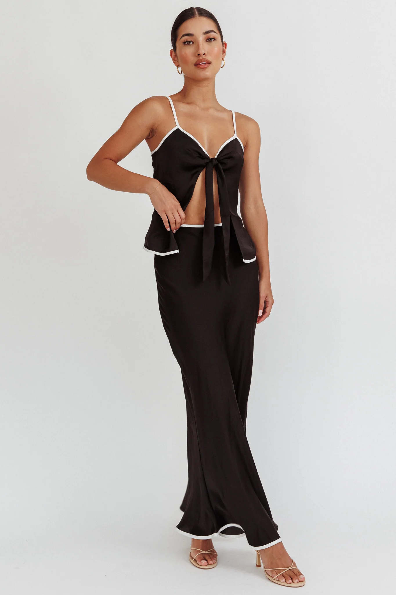 Only One Contrast Trim Maxi Skirt Black - Seraphlike