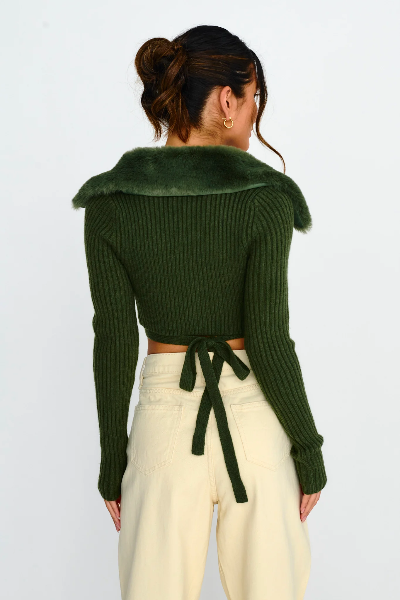 Hollyoak Fur Collar Knit Crop Top Dark Olive - Seraphlike