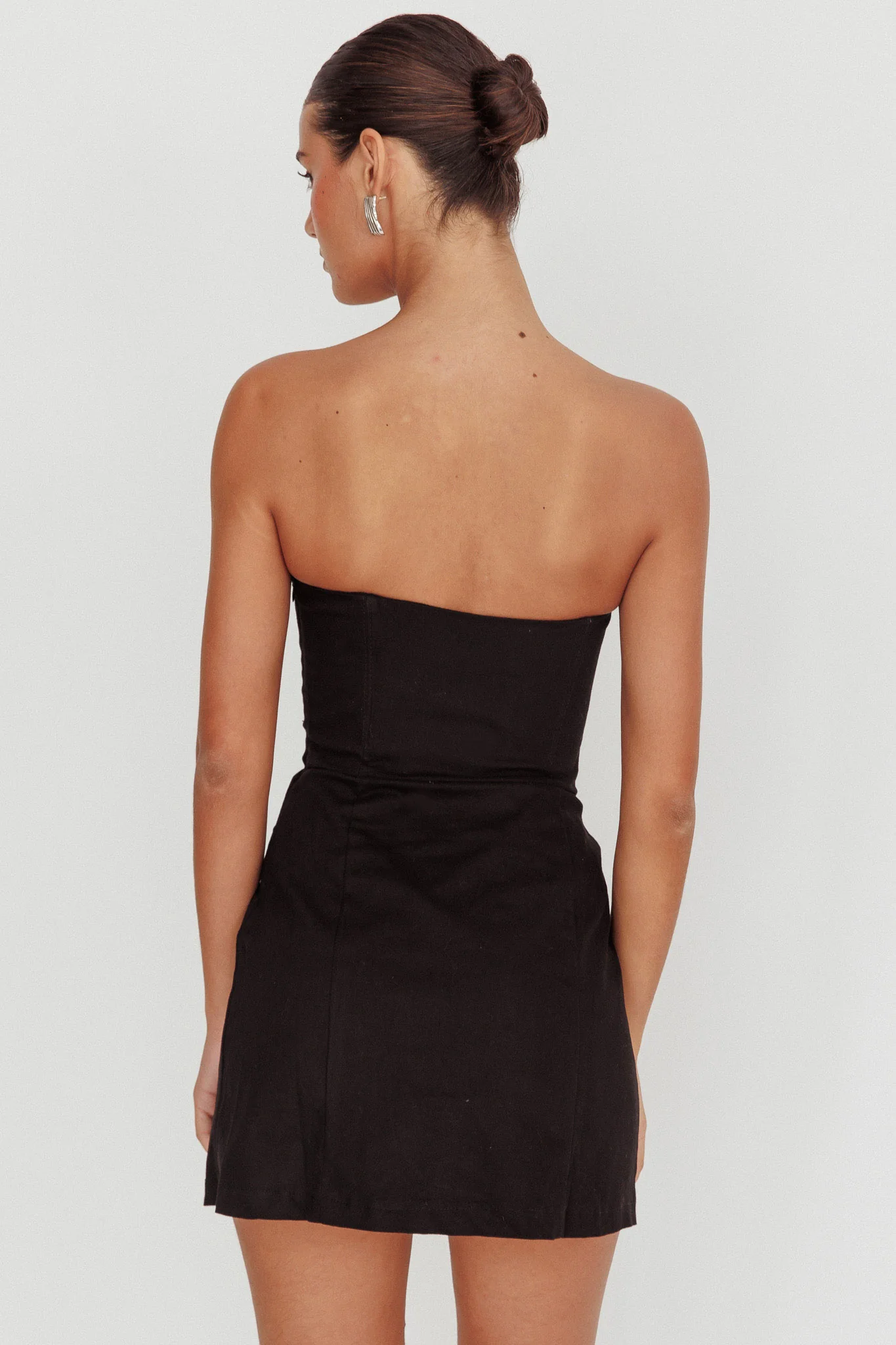 Luann Scoop Neckline Strapless Mini Dress Black - Seraphlike