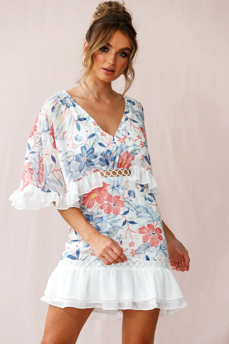Caspar Batwing Floral Dress White - Seraphlike