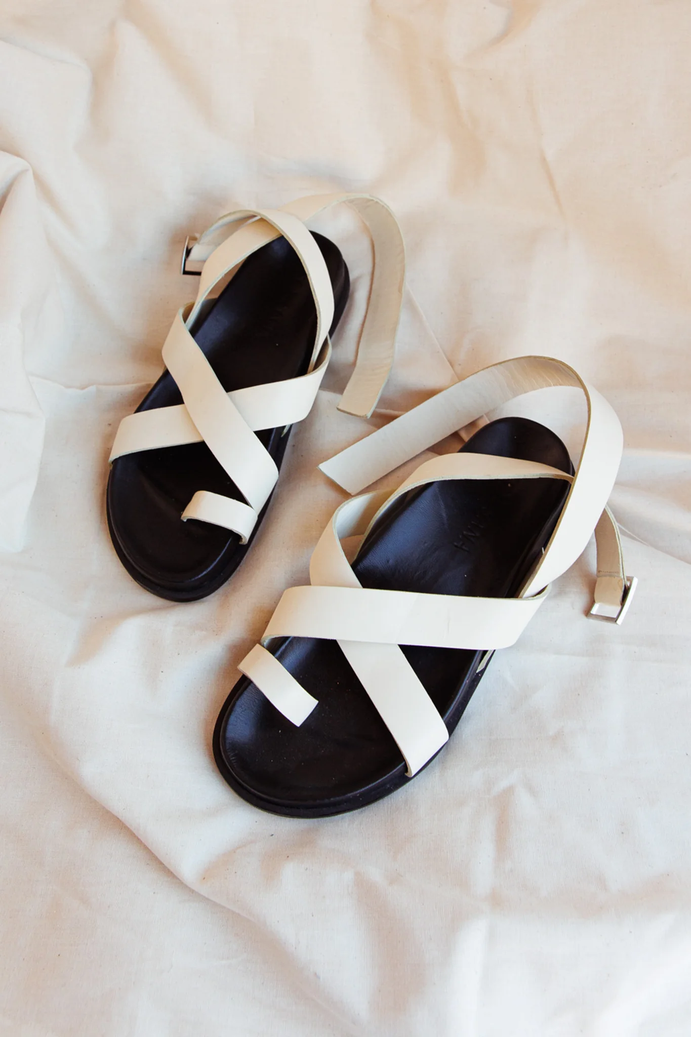 SOL SANA Hitch Footbed Off White - Seraphlike