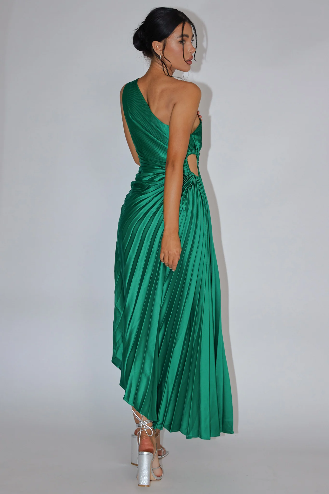 Brooklynn One-Shoulder Accordion Pleat Dress Kelly Green - Seraphlike