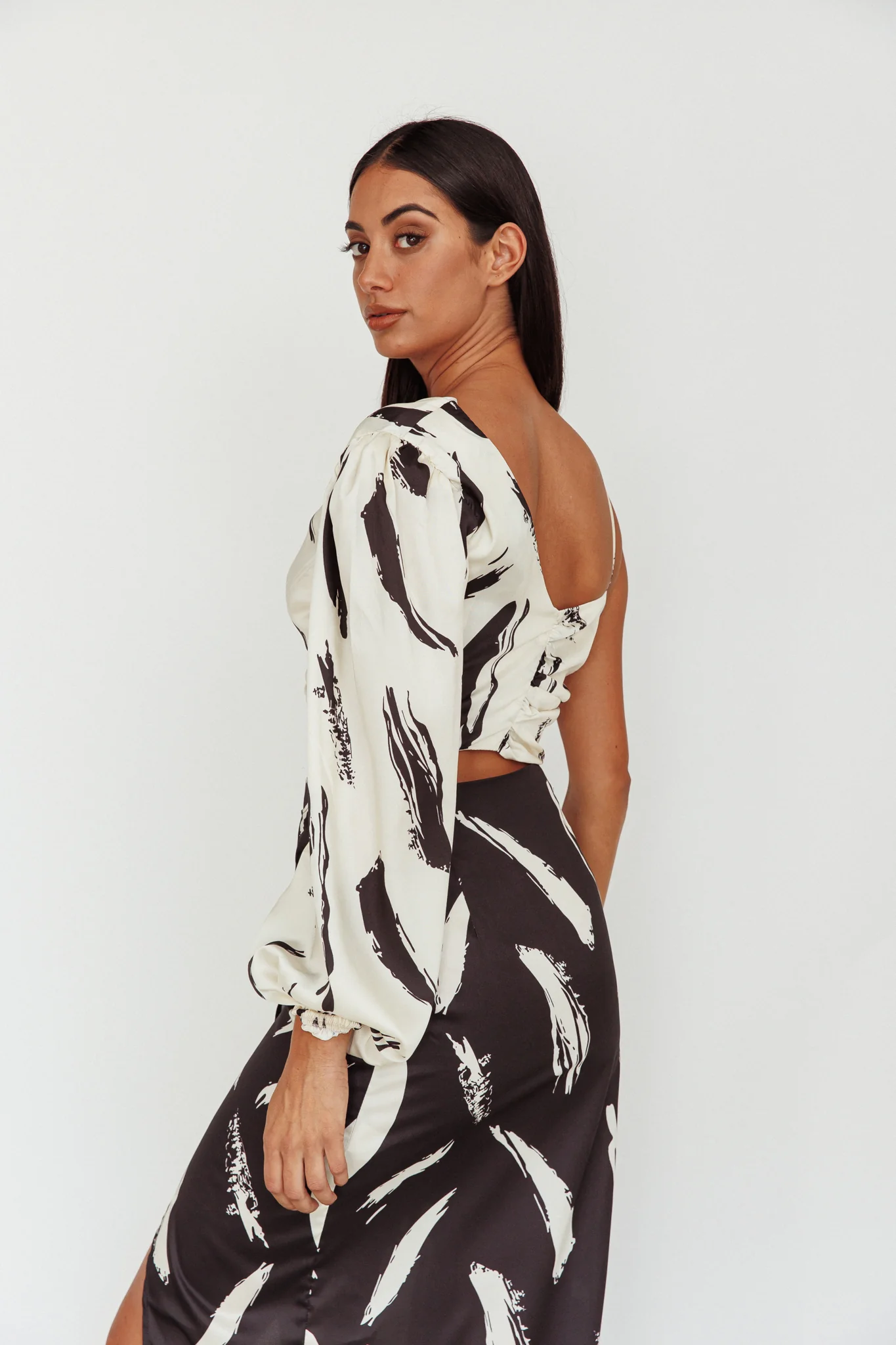 Amina Twist Bust Crop Top Printed Off White - Seraphlike