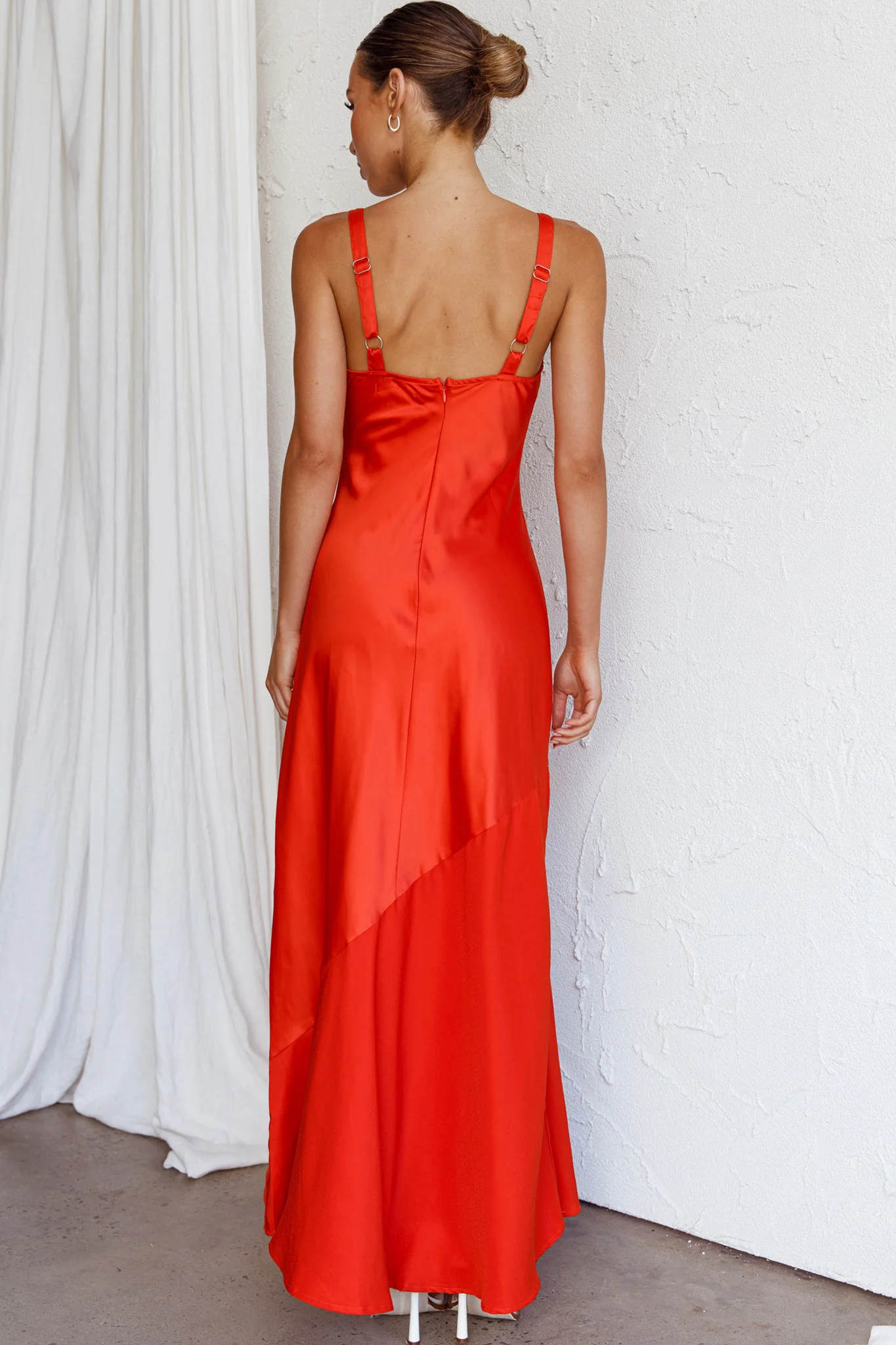 Front Row Scoop Neck Midi Dress Tangerine - Seraphlike