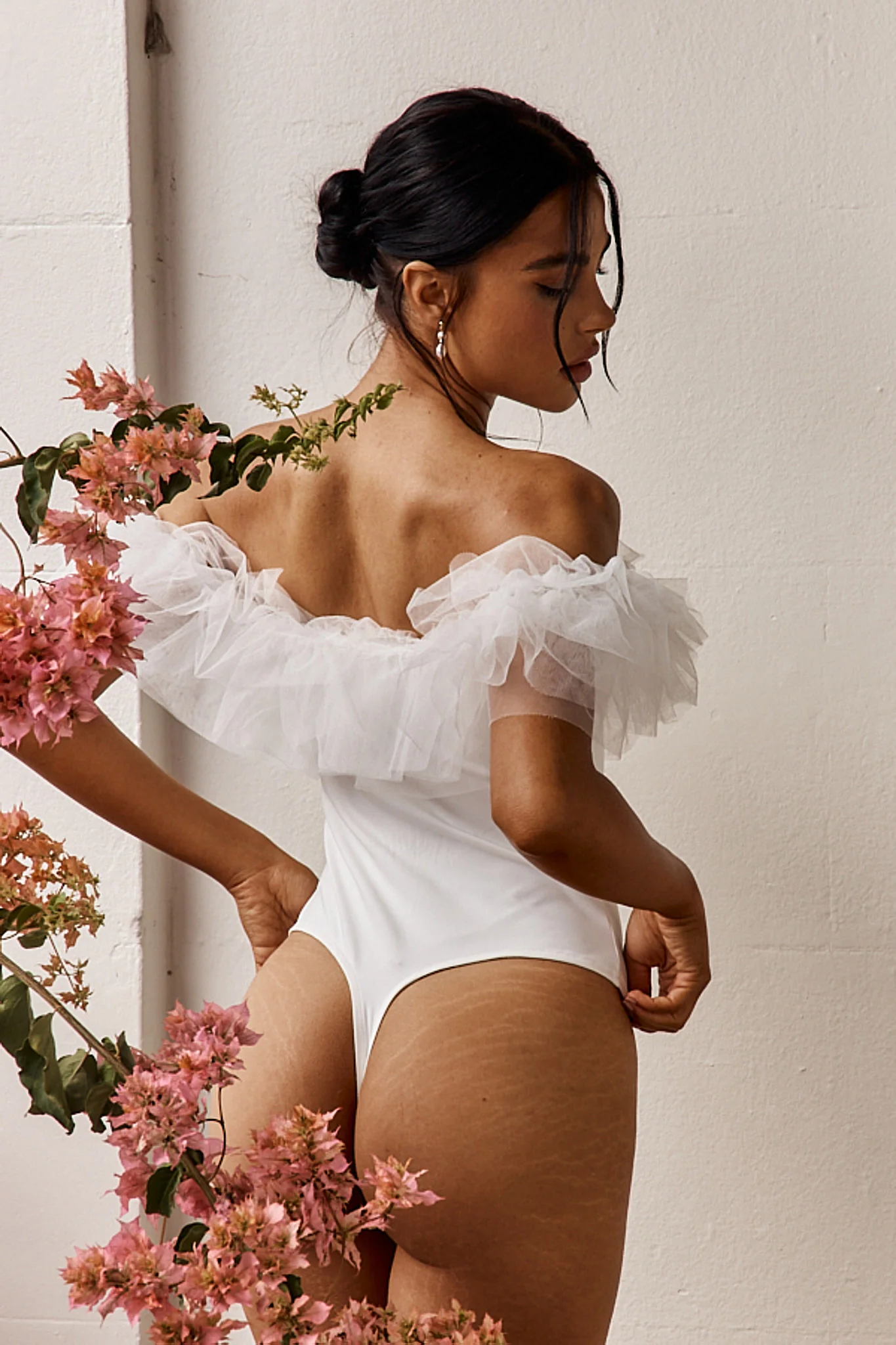 Gianni Ruffle Off-Shoulder Bodysuit White - Seraphlike