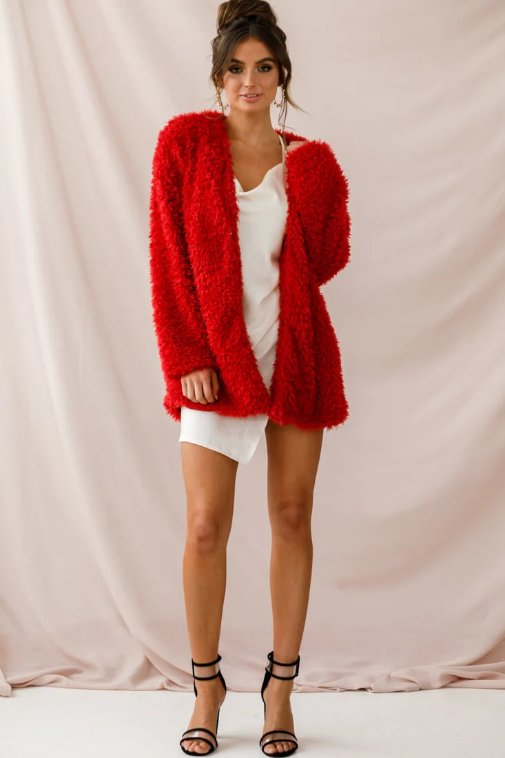 Ronan Fluffy Coat Red - Seraphlike