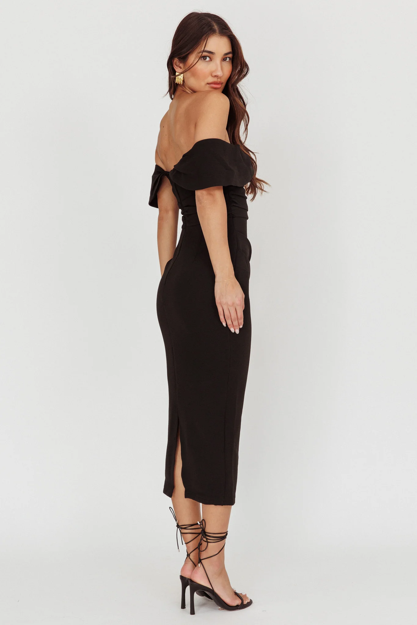 Lillianne Off-Shoulder Midi Dress Black - Seraphlike
