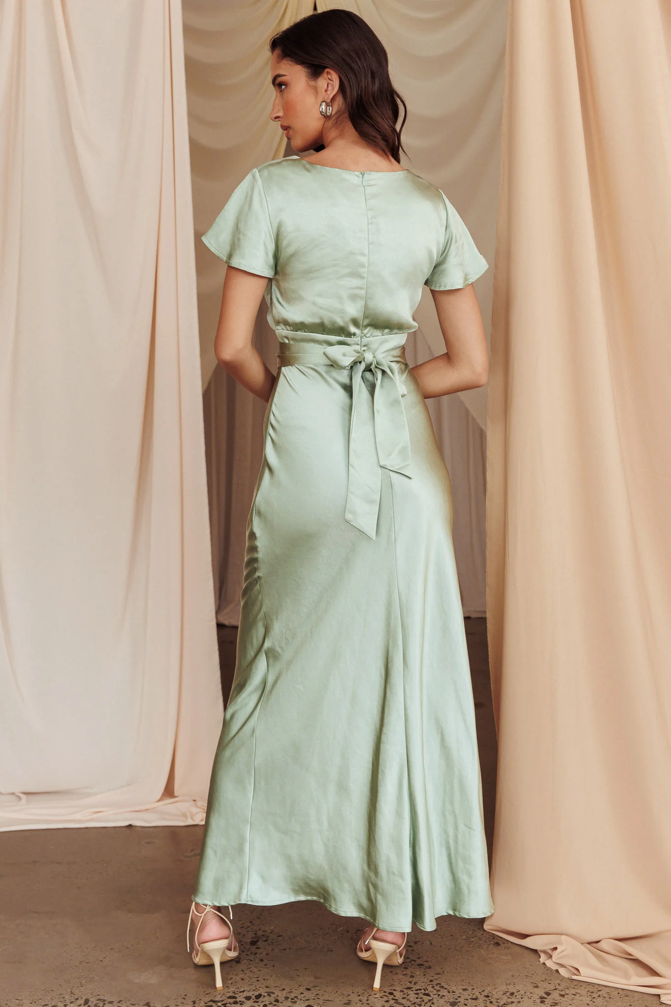 Irena Twist Bust Short Sleeve Dress Sage - Seraphlike