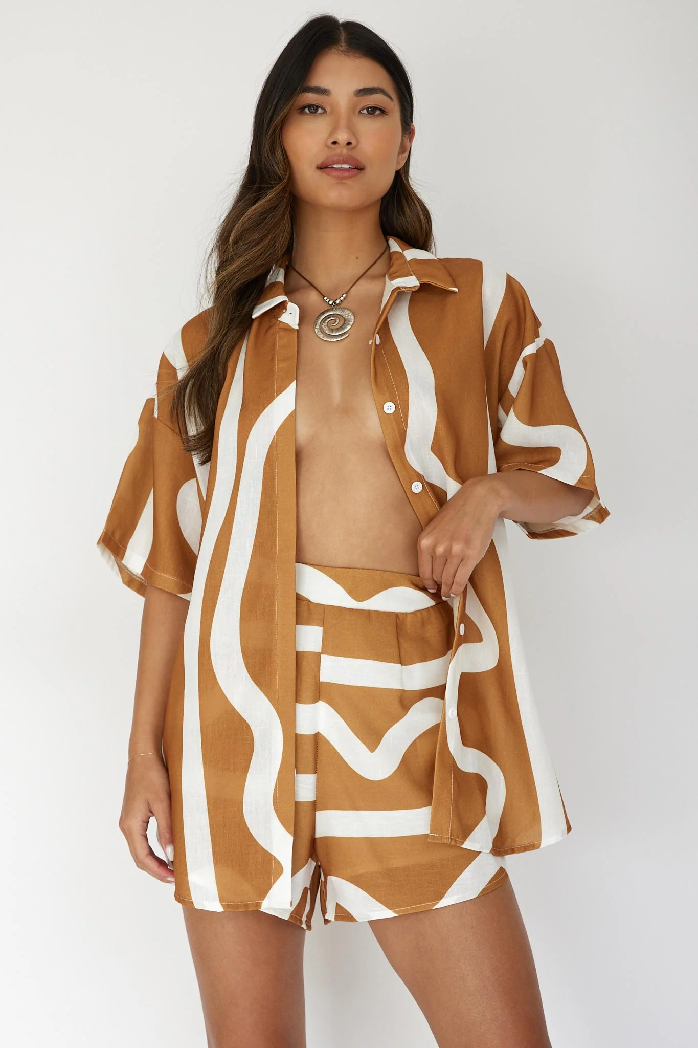 Cora Elastic Waist Shorts Print Tan - Seraphlike