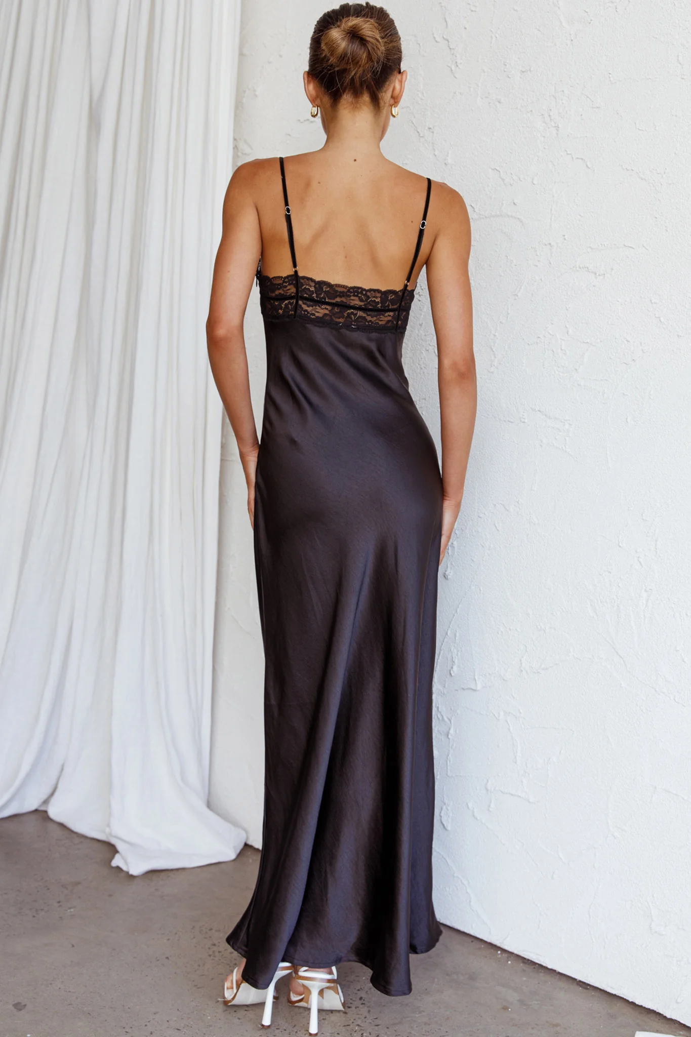 East Coast Lace Bust Midi Dress Black - Seraphlike