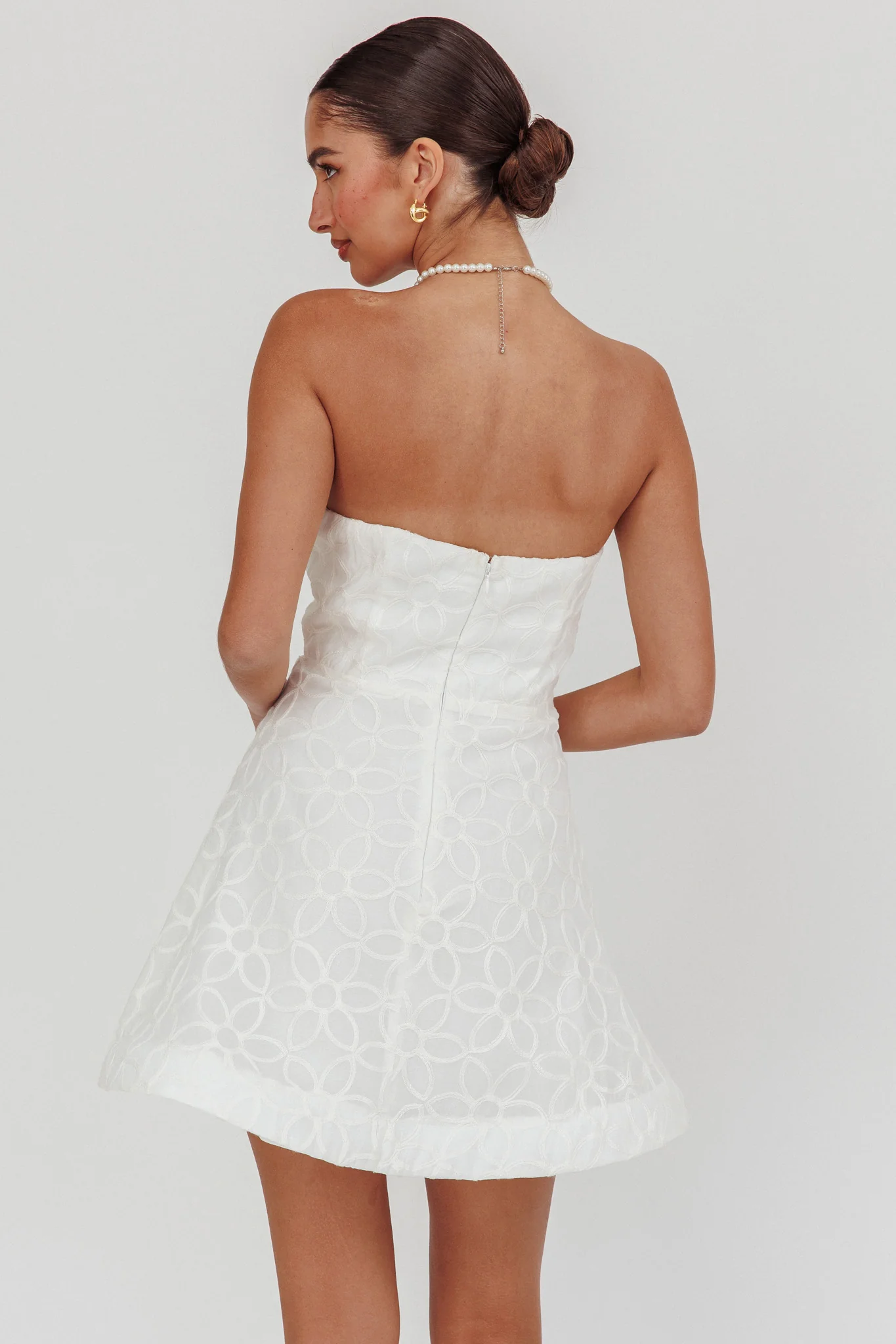 Adrianna Pointed Sweetheart Mini Dress White - Seraphlike