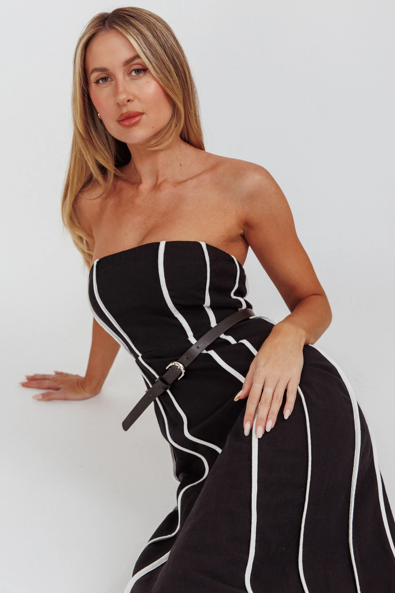 Azalea Sleeveless Midi Dress Black - Seraphlike