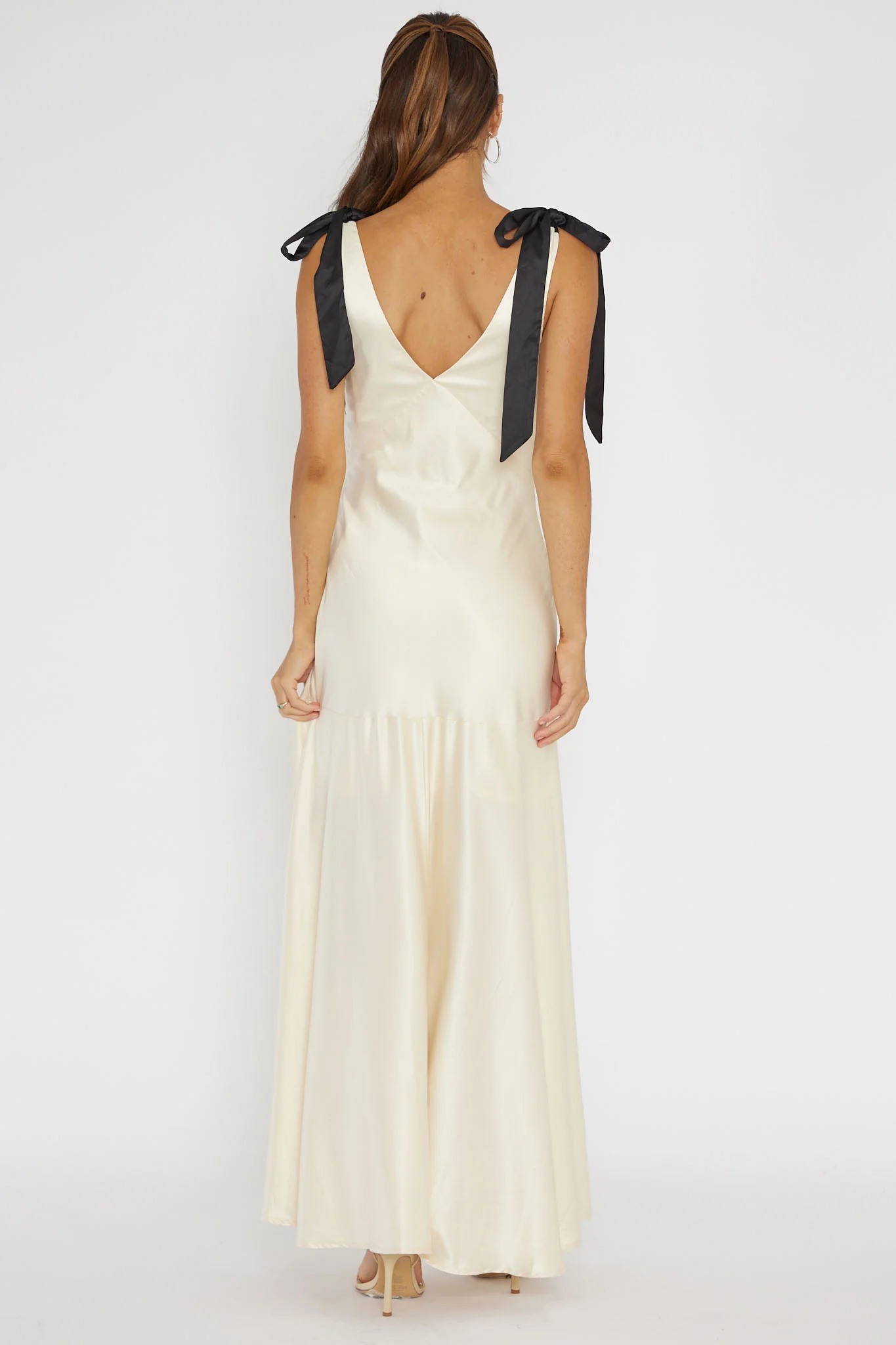 New York Minute Bow Shoulder Dress Oyster - Seraphlike