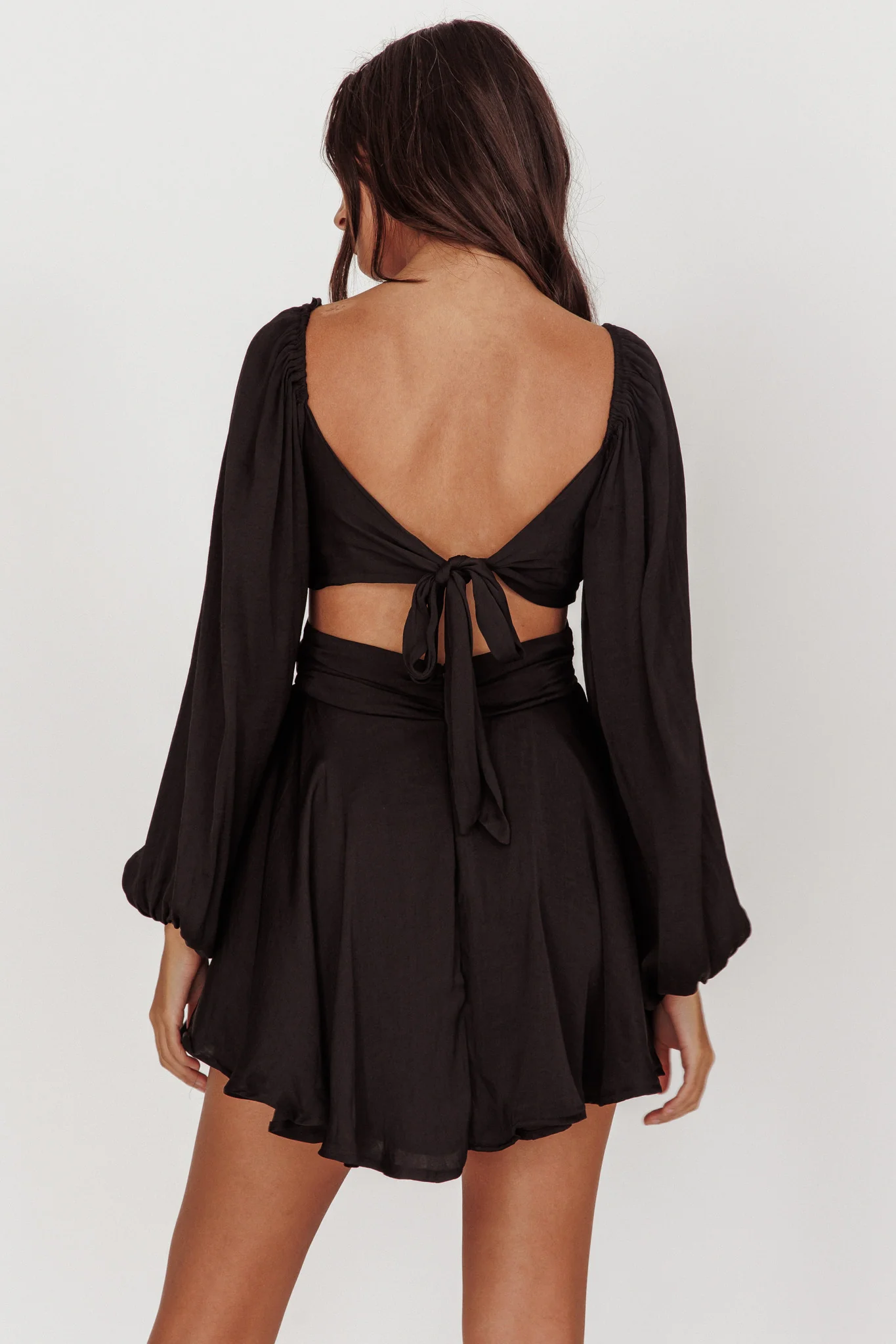 Miraya Balloon Sleeve Twist Mini Dress Black - Seraphlike