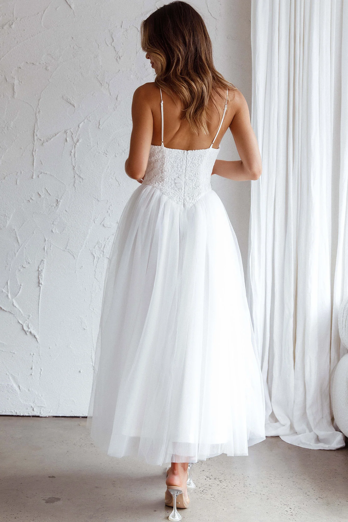 Novoli Floral Embroidery Midi Dress White - Seraphlike