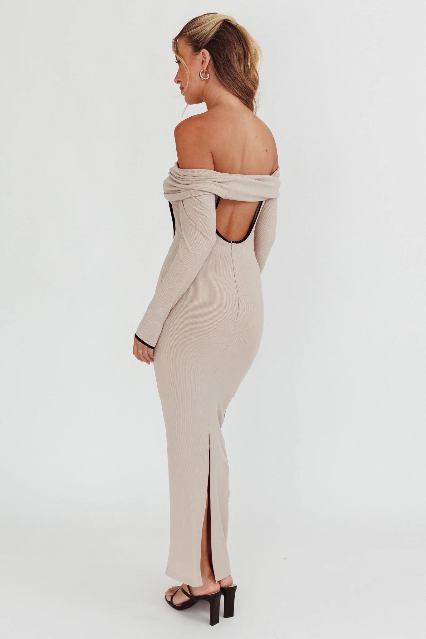 Genesis Off-Shoulder Long Sleeve Maxi Dress Pebble - Seraphlike