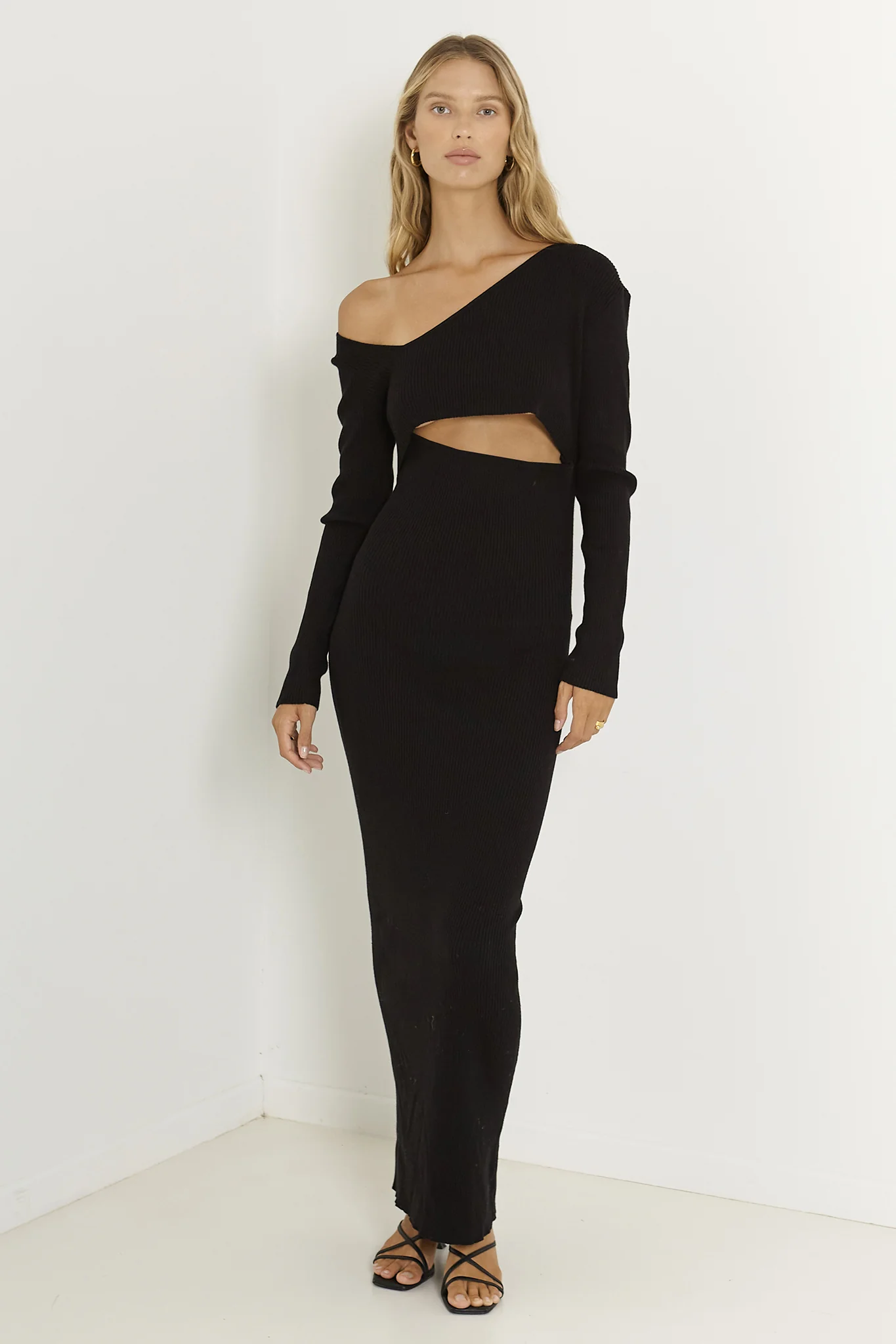 SNDYS Aurora Maxi Dress Black - Seraphlike