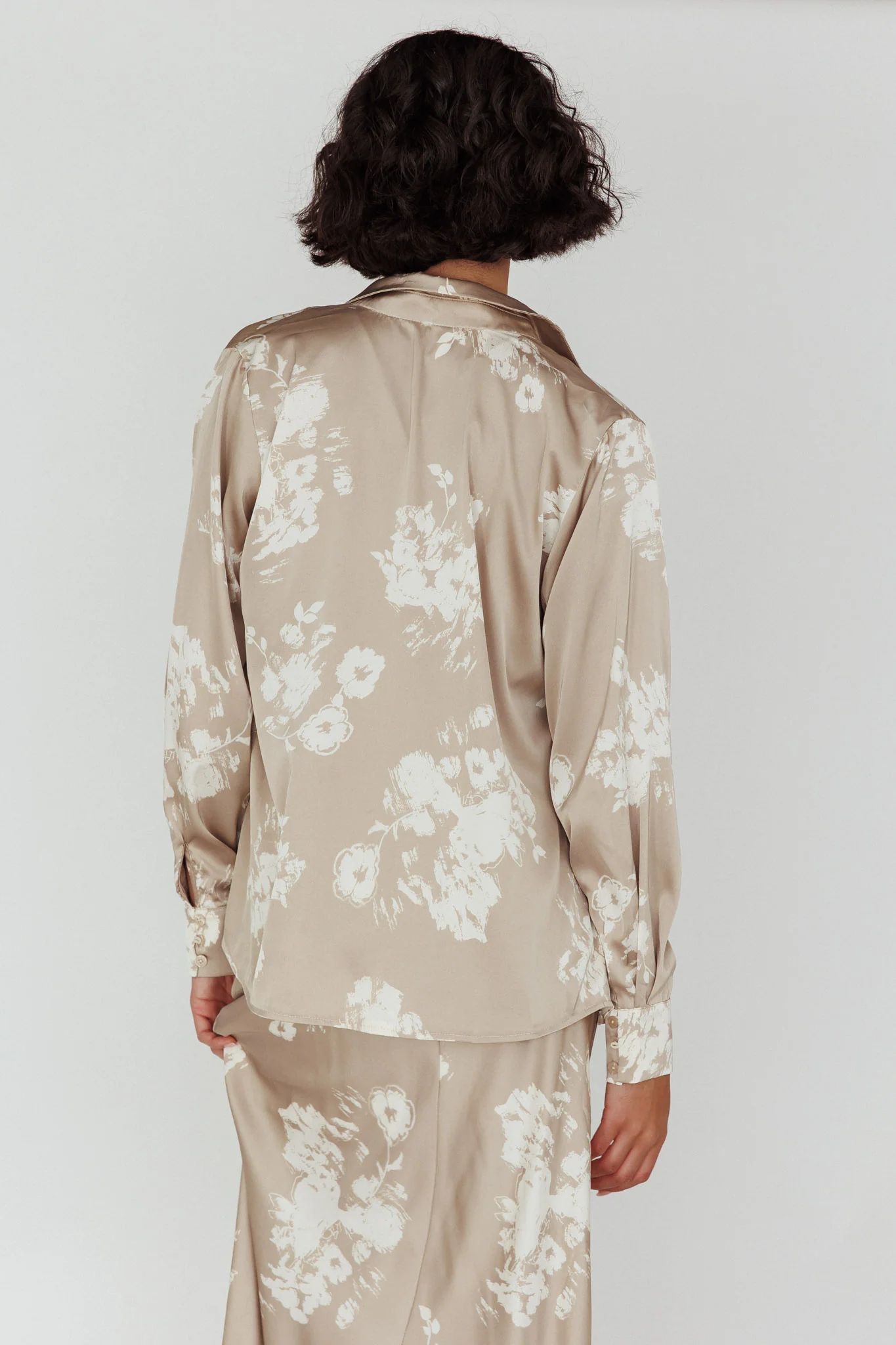Dillon Long Sleeve Satin Shirt Floral Grey - Seraphlike