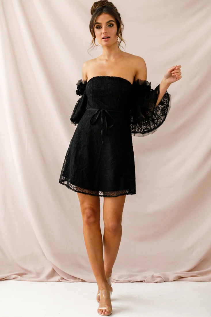 Arna Bell Sleeve Embroidery Dress Black - Seraphlike