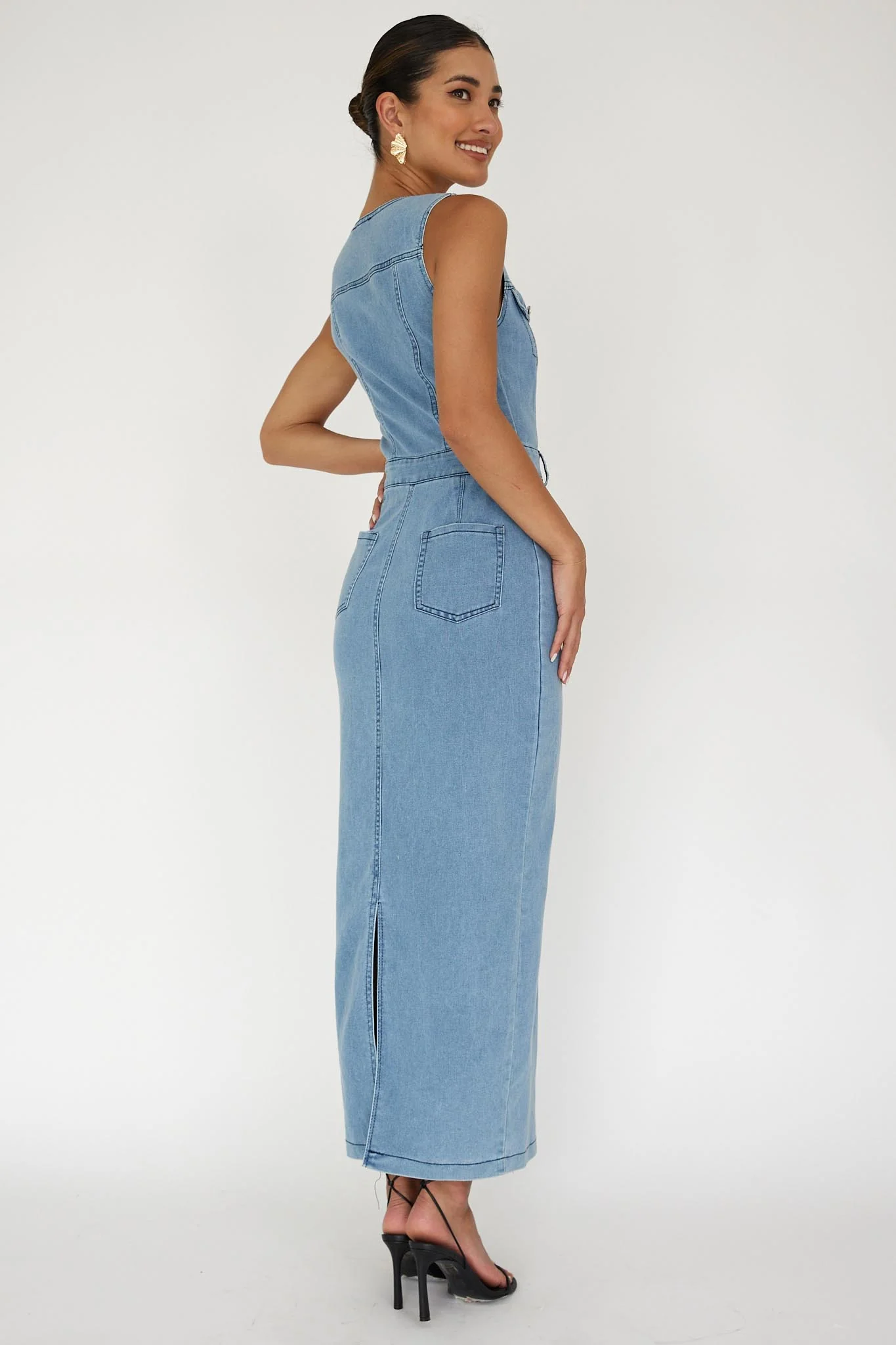 Jazelle Sleeveless Button Front Maxi Dress Denim - Seraphlike