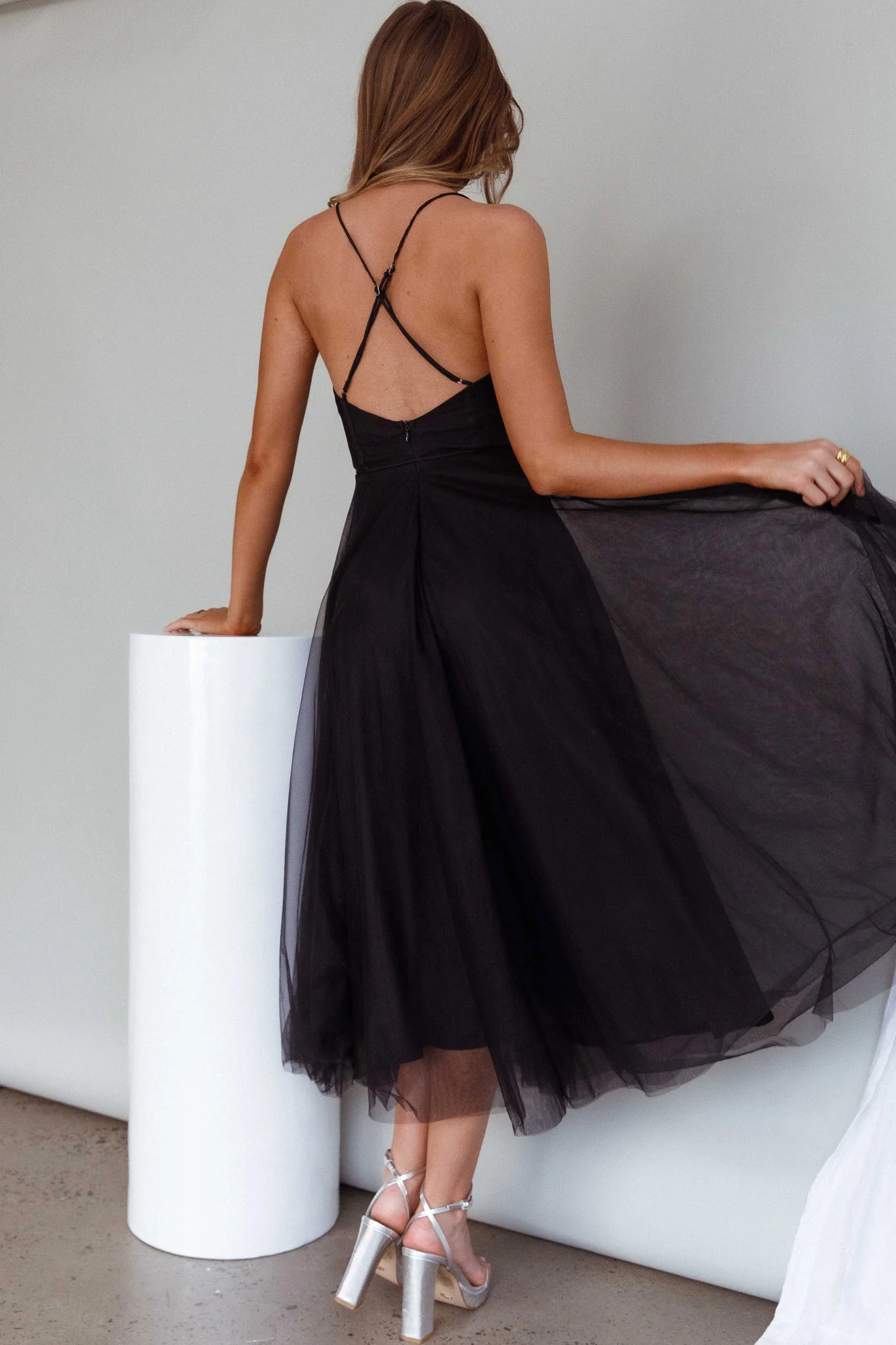 Smitten Sweetheart Neckline Chiffon Midi Dress Black - Seraphlike