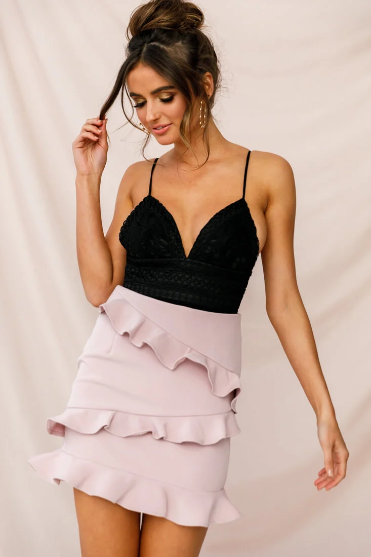 Sanctuary Tie Back Applique Bodysuit Black - Seraphlike