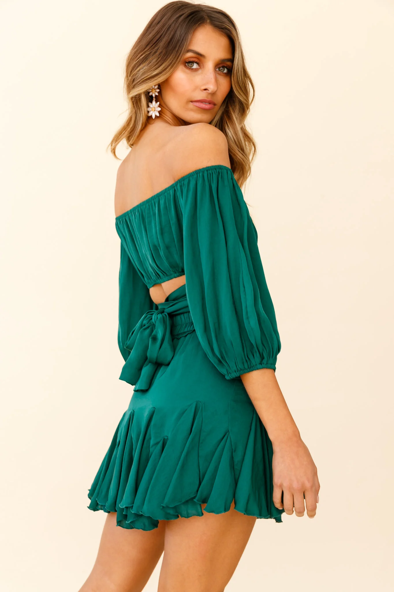 Linka Off-Shoulder Half Sleeve Tie-Back Crop Top Forest Green - Seraphlike