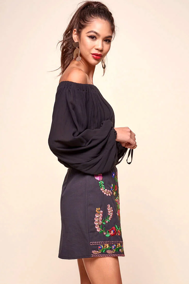 Nina San Lucas Floral Embroidered Mini Skirt Black - Seraphlike