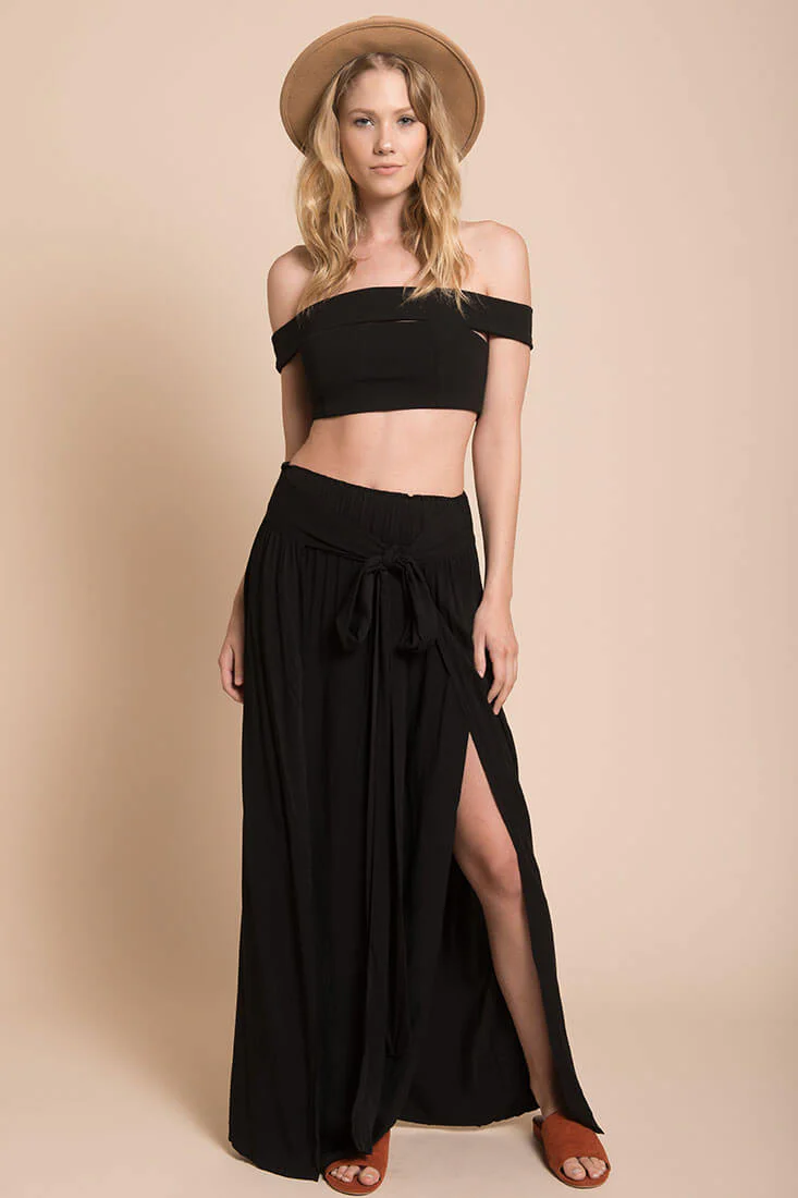 Evalyn High Slit Skirt Black - Seraphlike