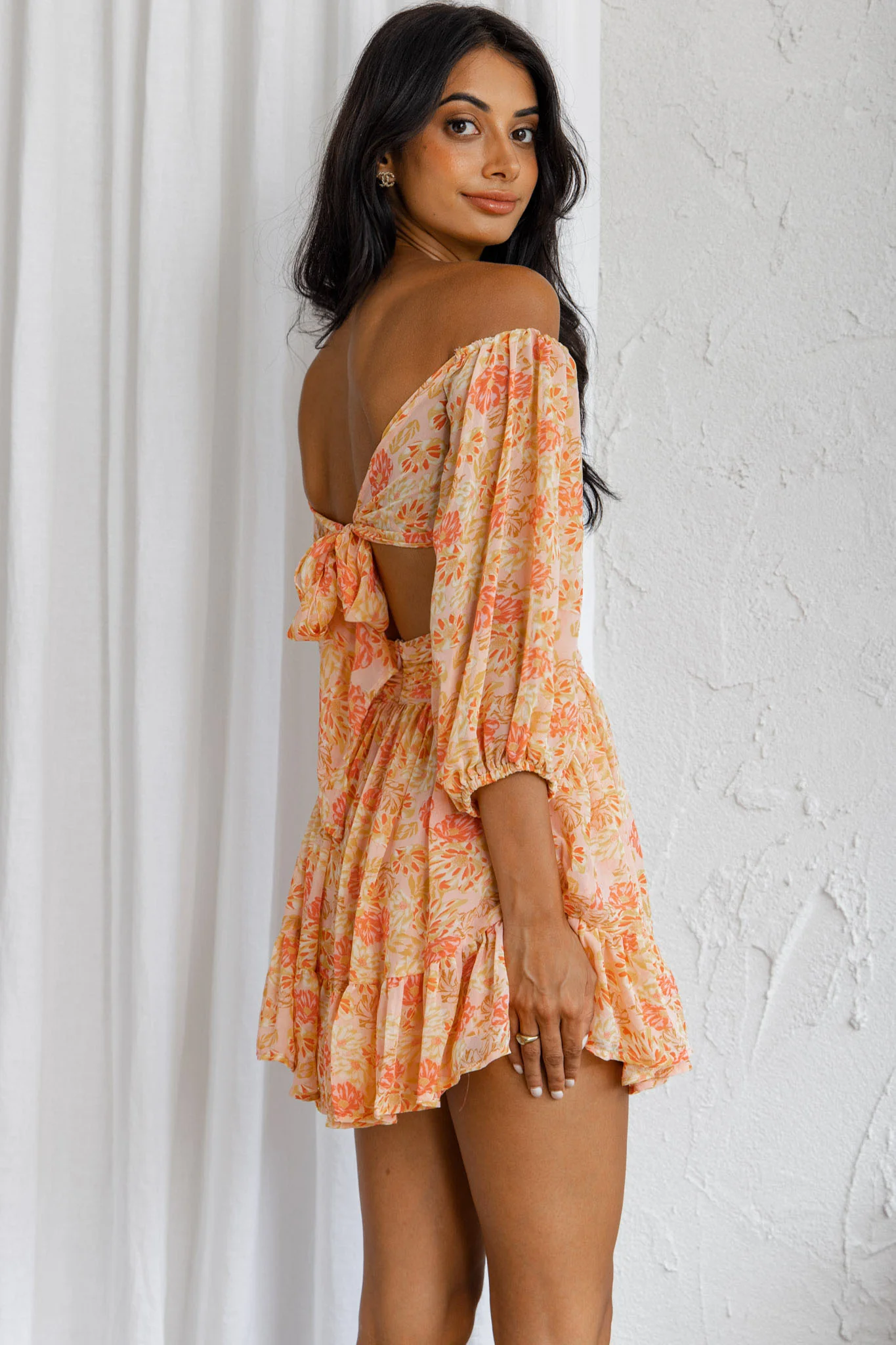 Abby Off-Shoulder Tie-Up Back Crop Top Floral Print Pink - Seraphlike